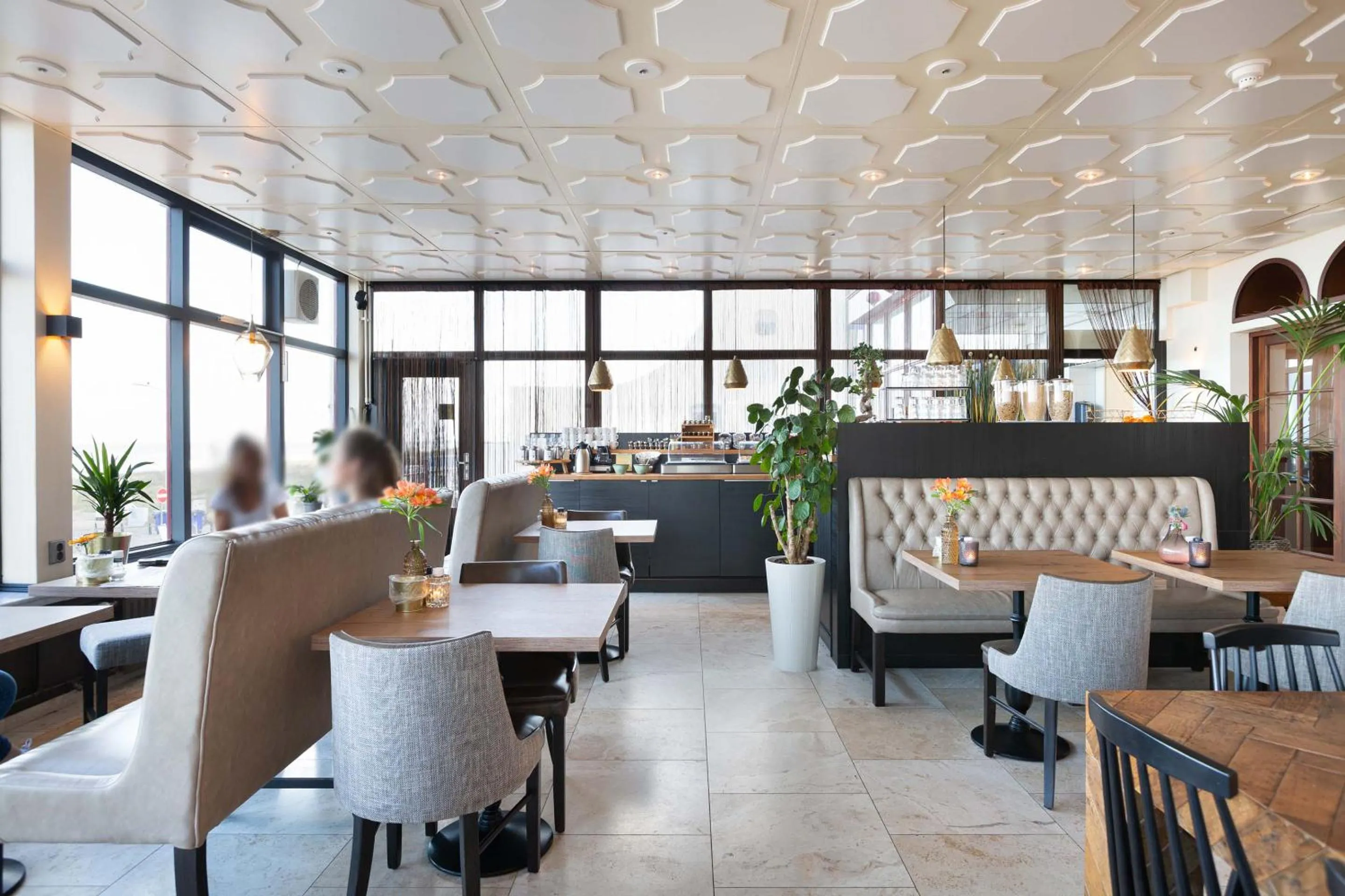 Restaurant/places to eat in Strandhotel Scheveningen