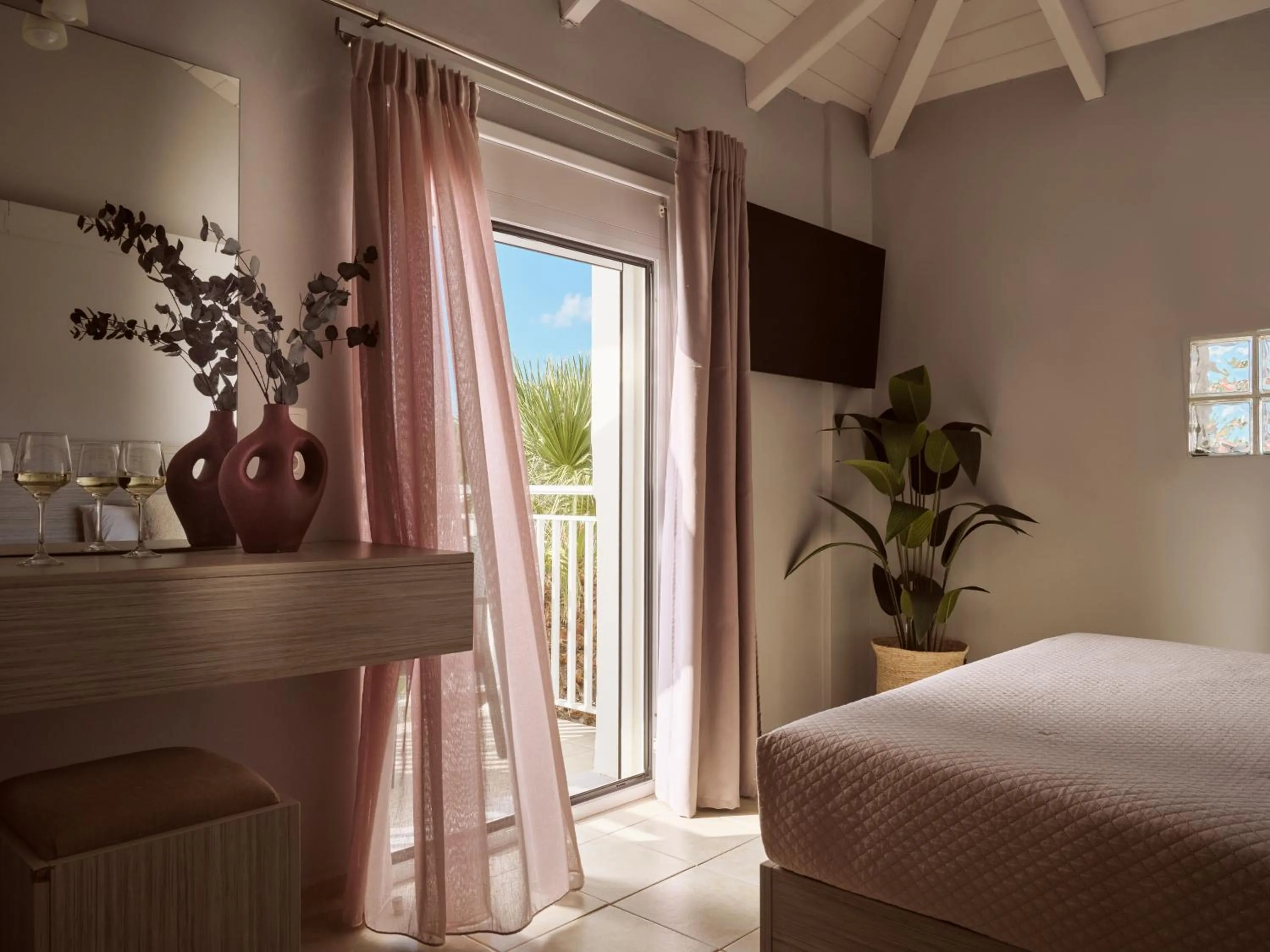 Bedroom, Bed in Zante Atlantis Hotel