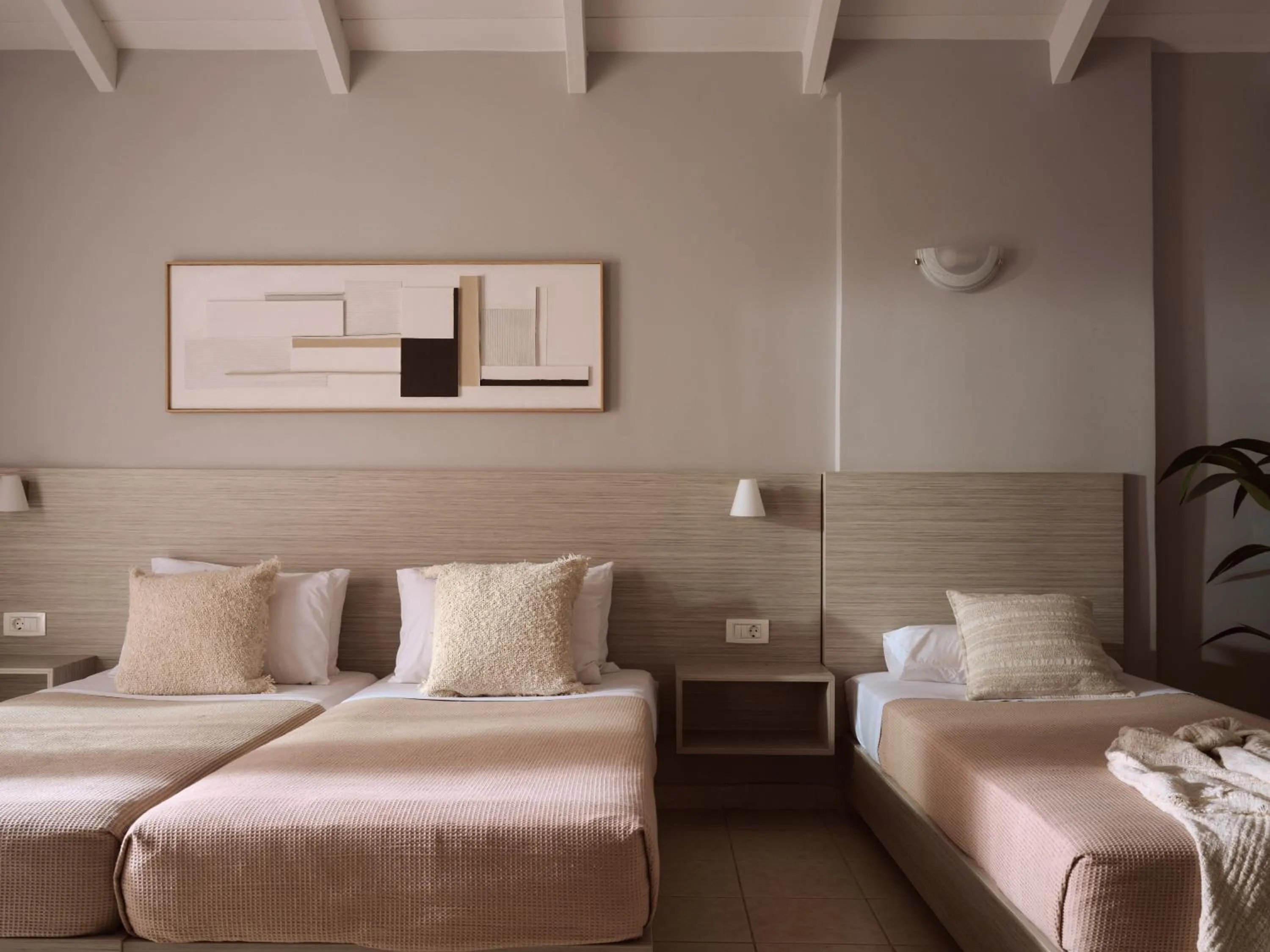 Bedroom, Bed in Zante Atlantis Hotel