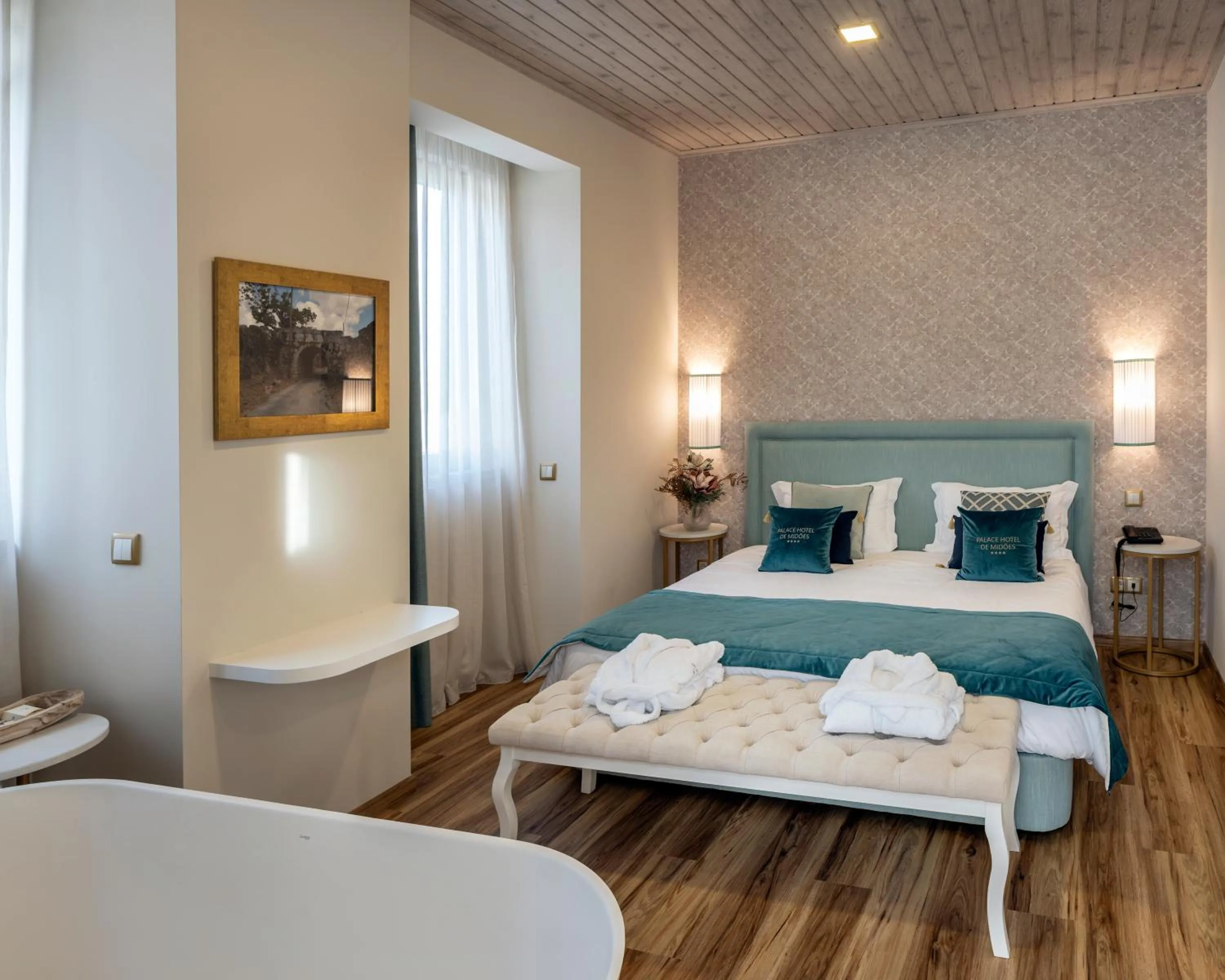 Bedroom, Bed in Palace Hotel de Midões