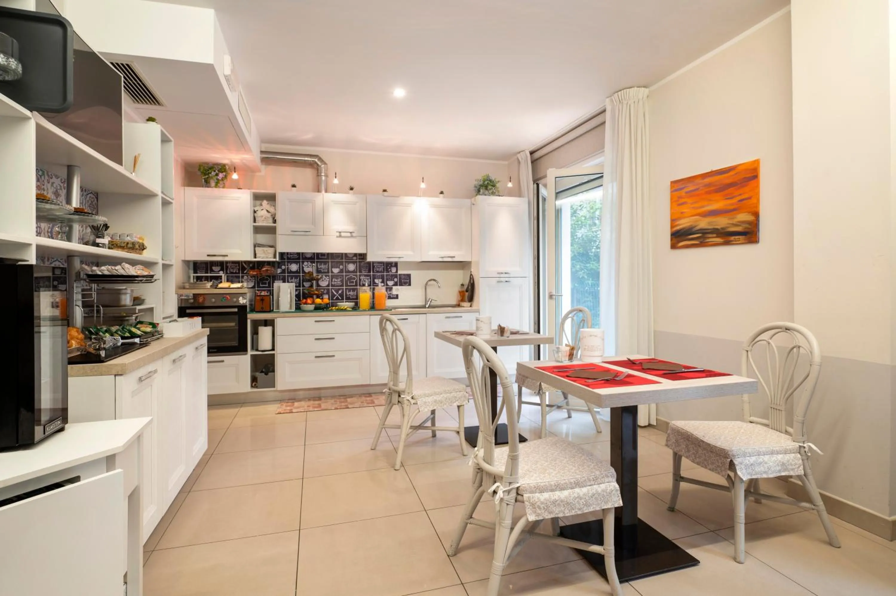 Buffet breakfast in Echotel