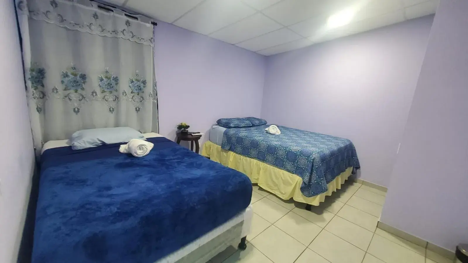 Deluxe Twin Room in Volcano Hostal y Restaurante Deluxe Twin Room in Volcano Hostal y Restaurante