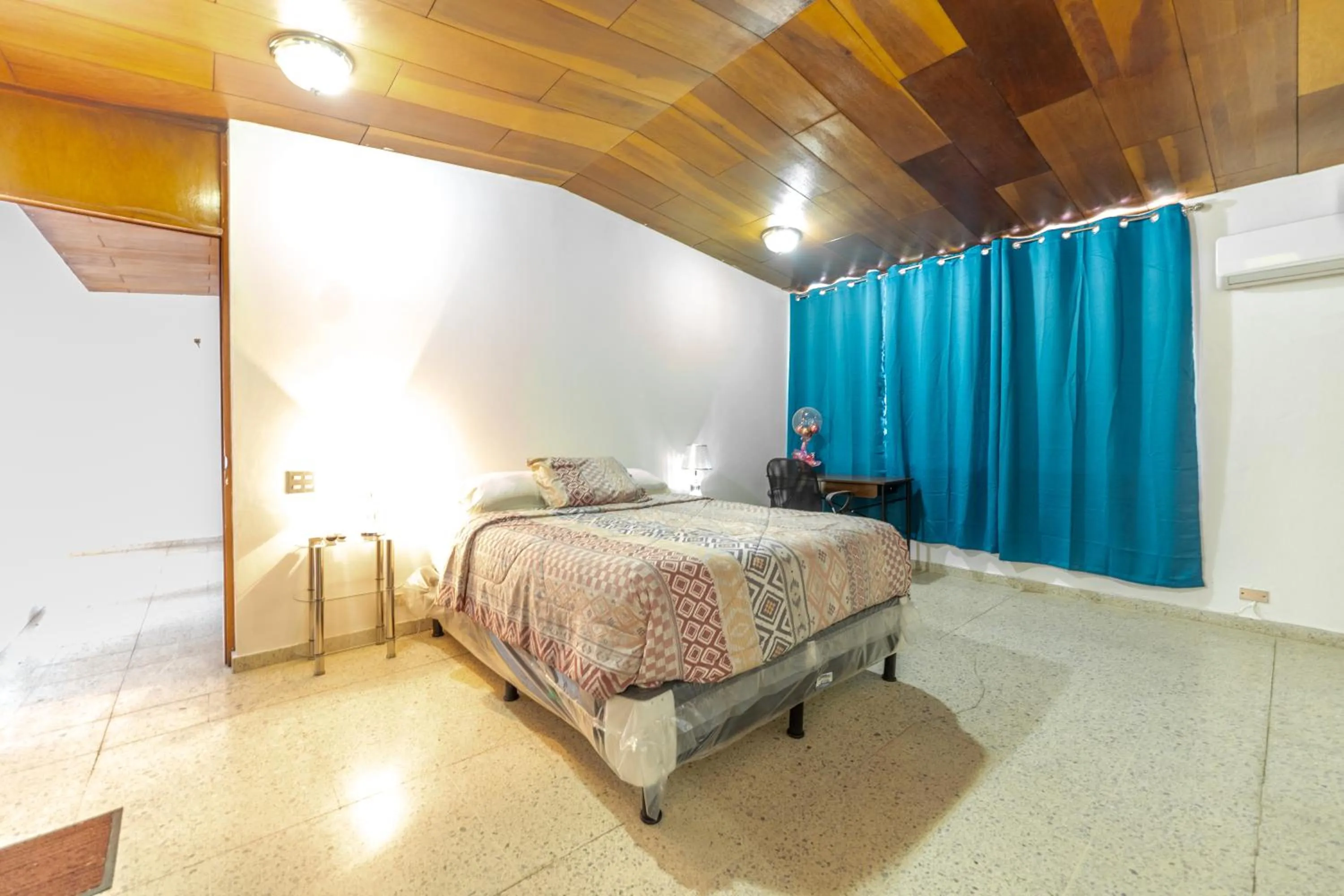 Bed in Volcano Hostal y Restaurante