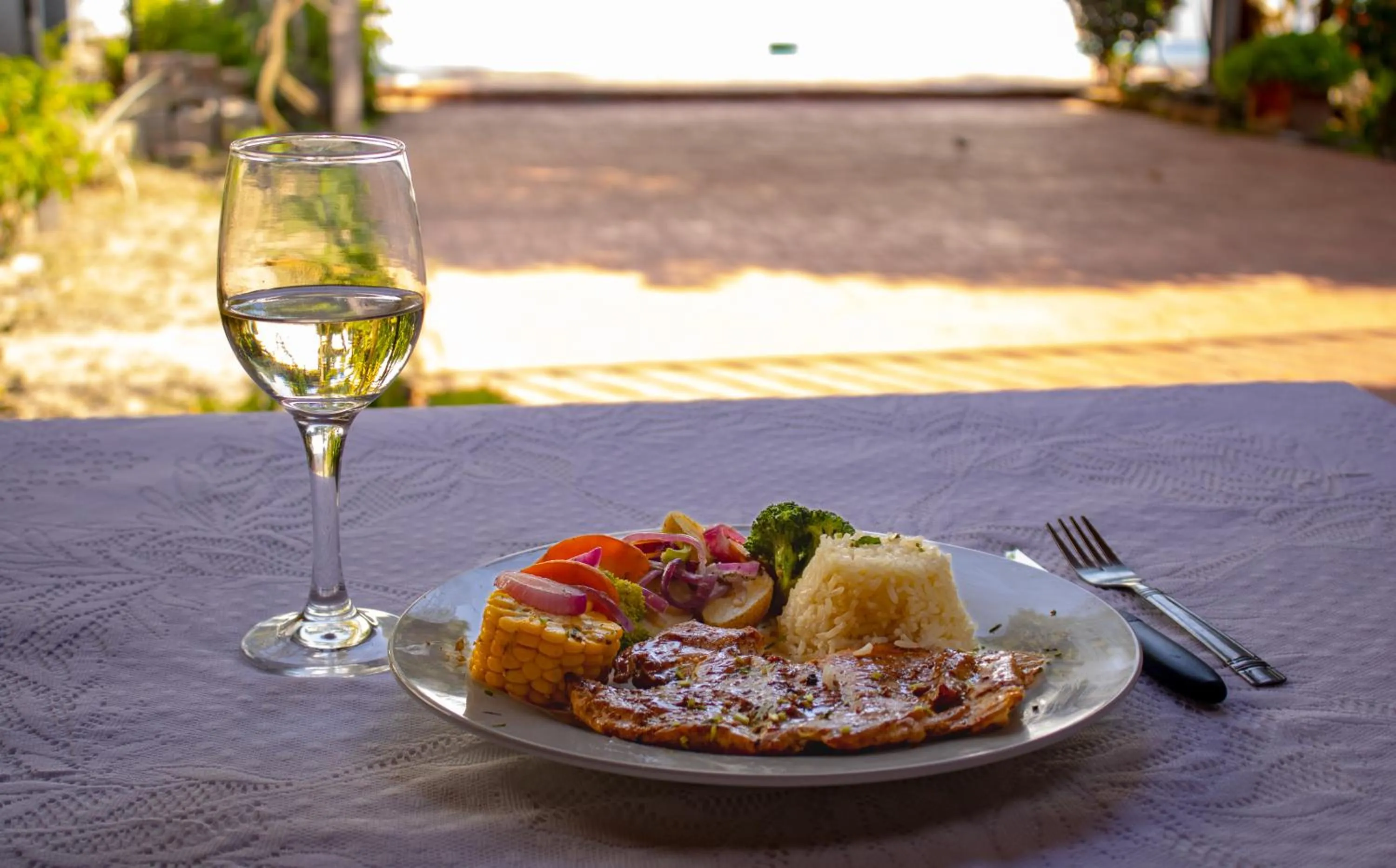 Restaurant/places to eat in Volcano Hostal y Restaurante