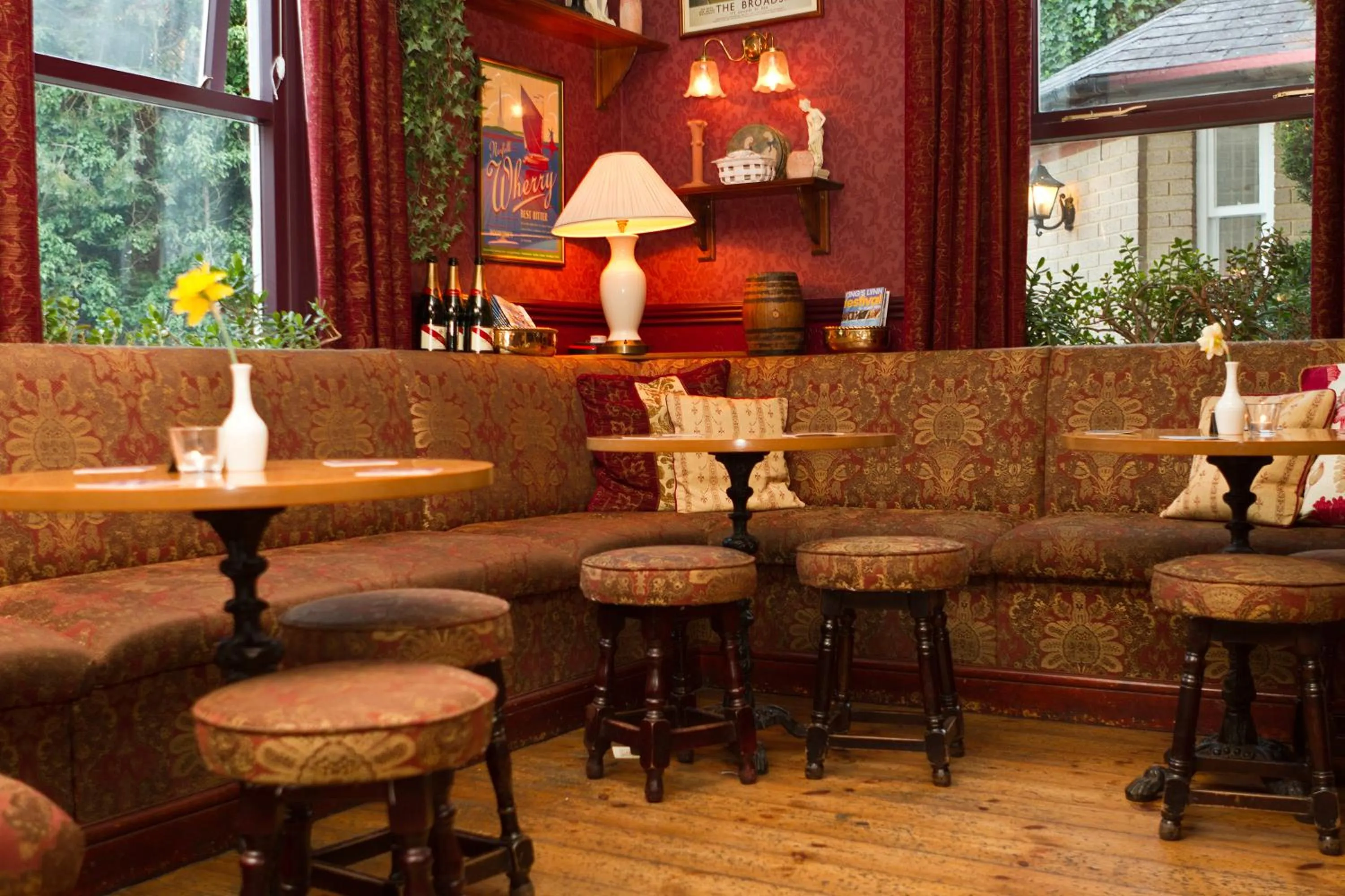 Drinks in Stuart House Hotel