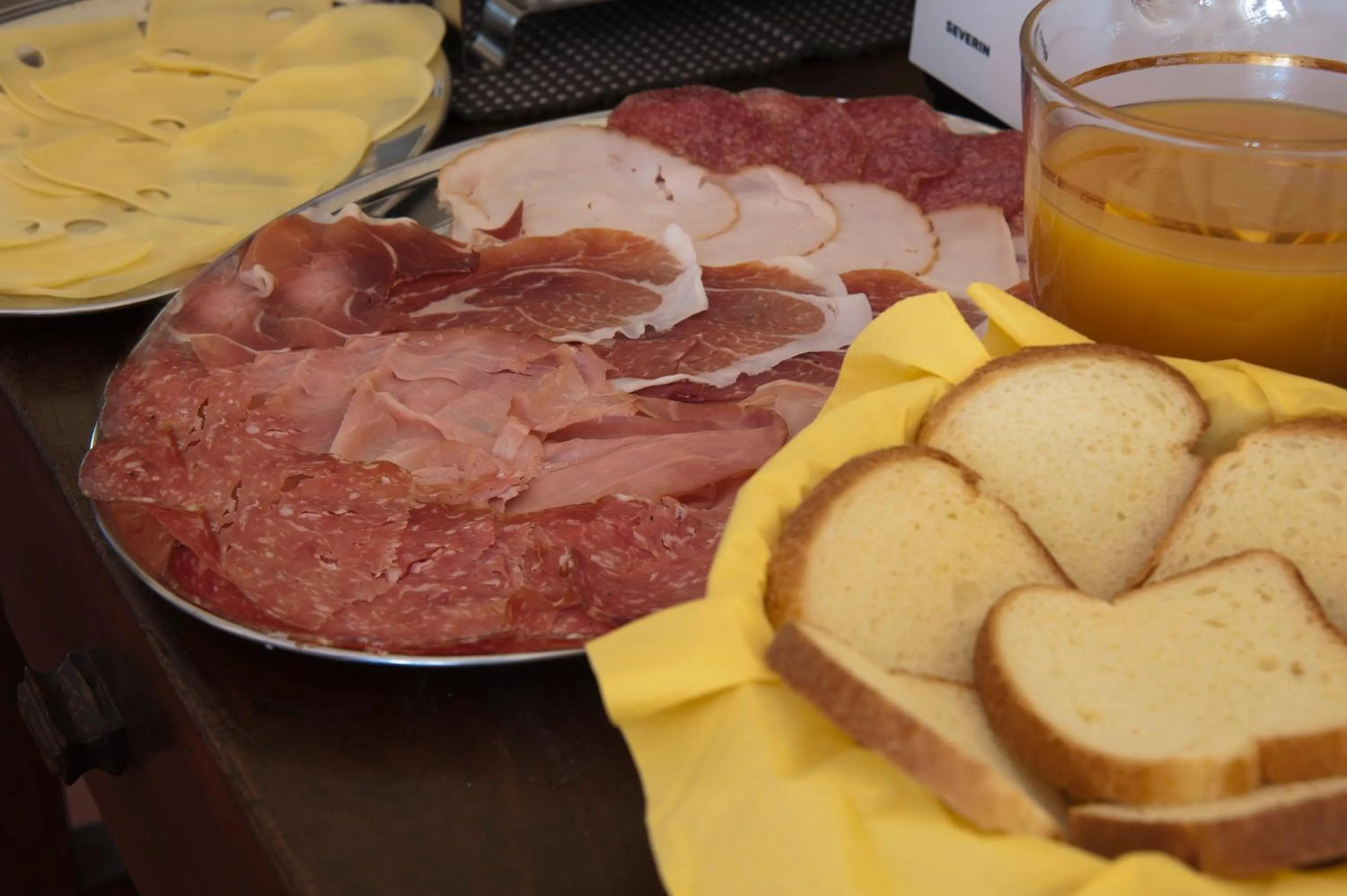 Dining area in Domus in Viridi