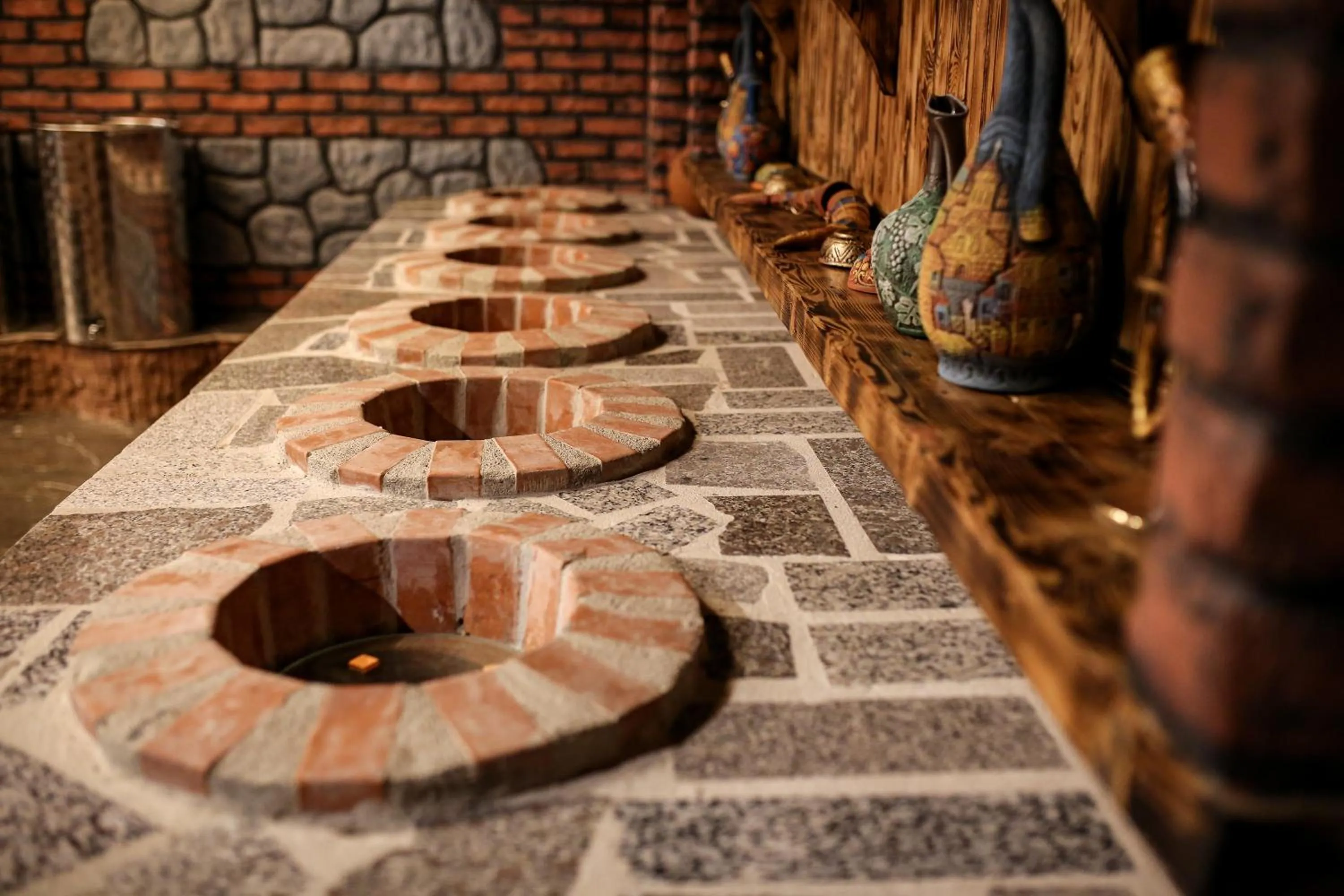 Property building in Chateau Milisi