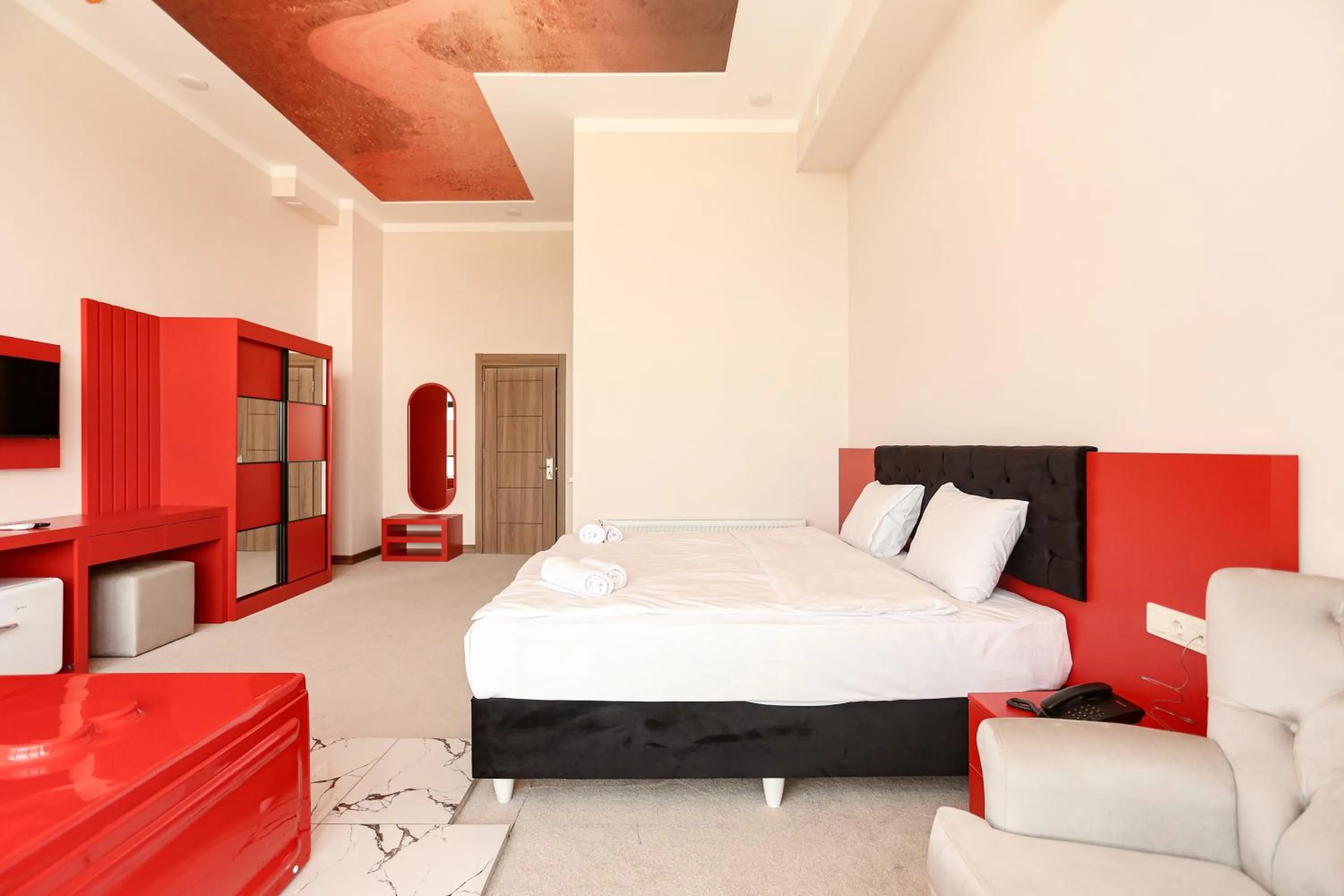 Bedroom, Bed in Chateau Milisi