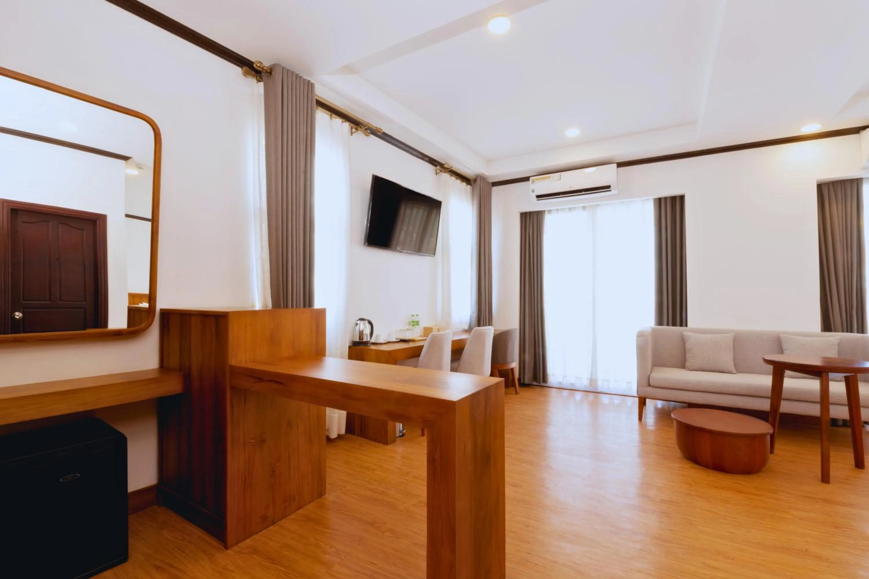 Living room in Oudomsin VangVieng Hotel