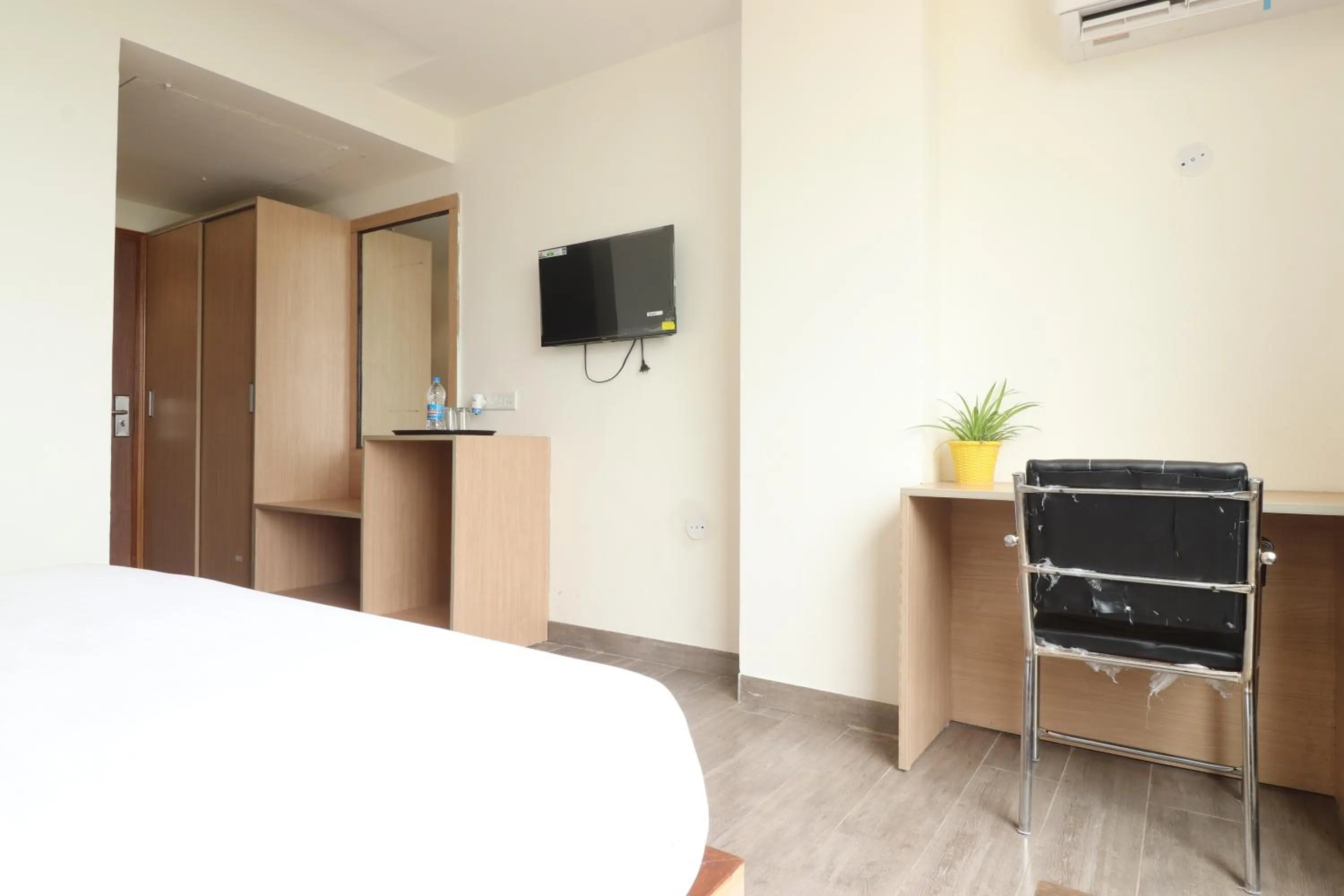 Bed in HOTEL JP ROYAL