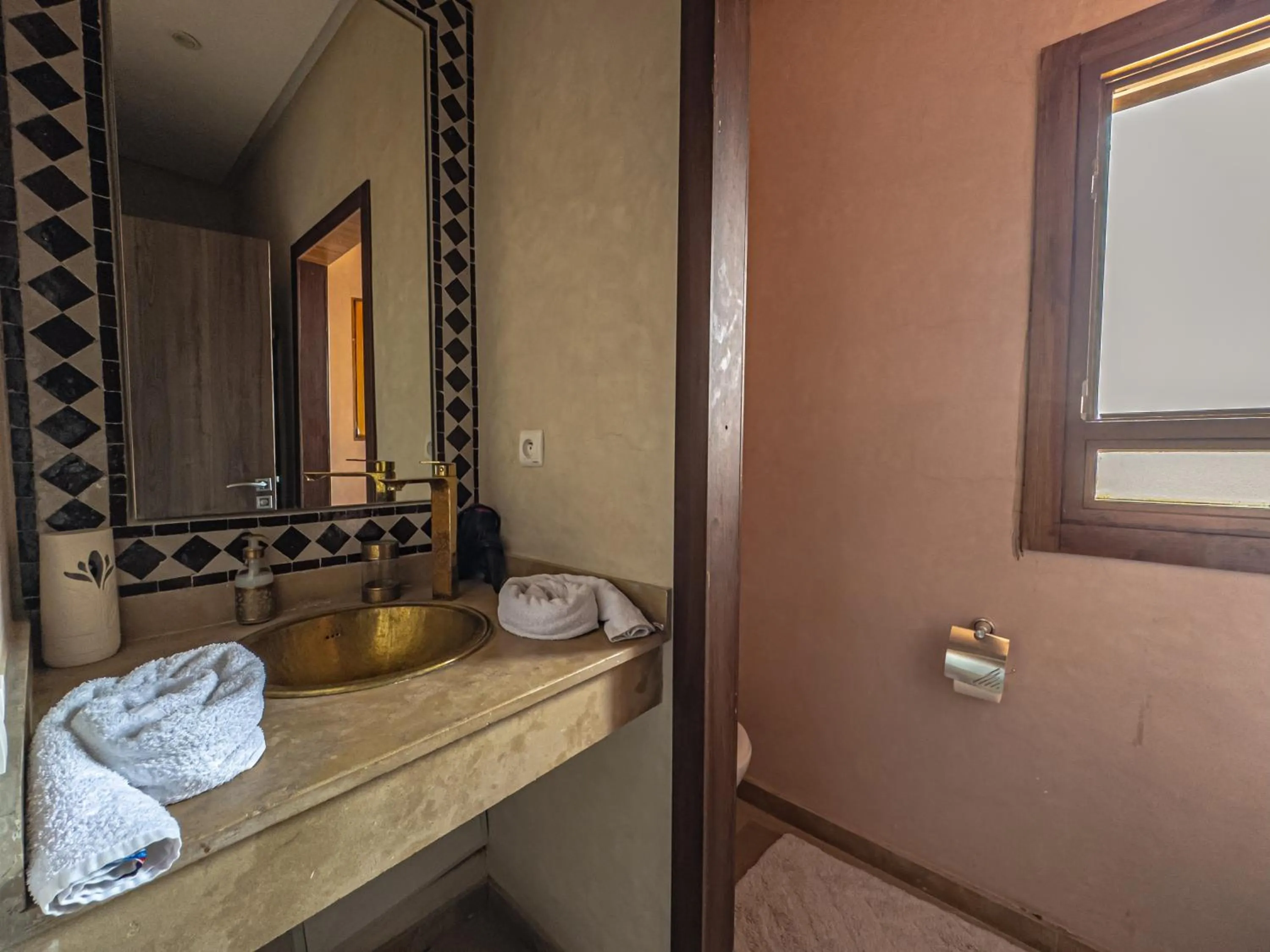 Bathroom in Riad Kenza
