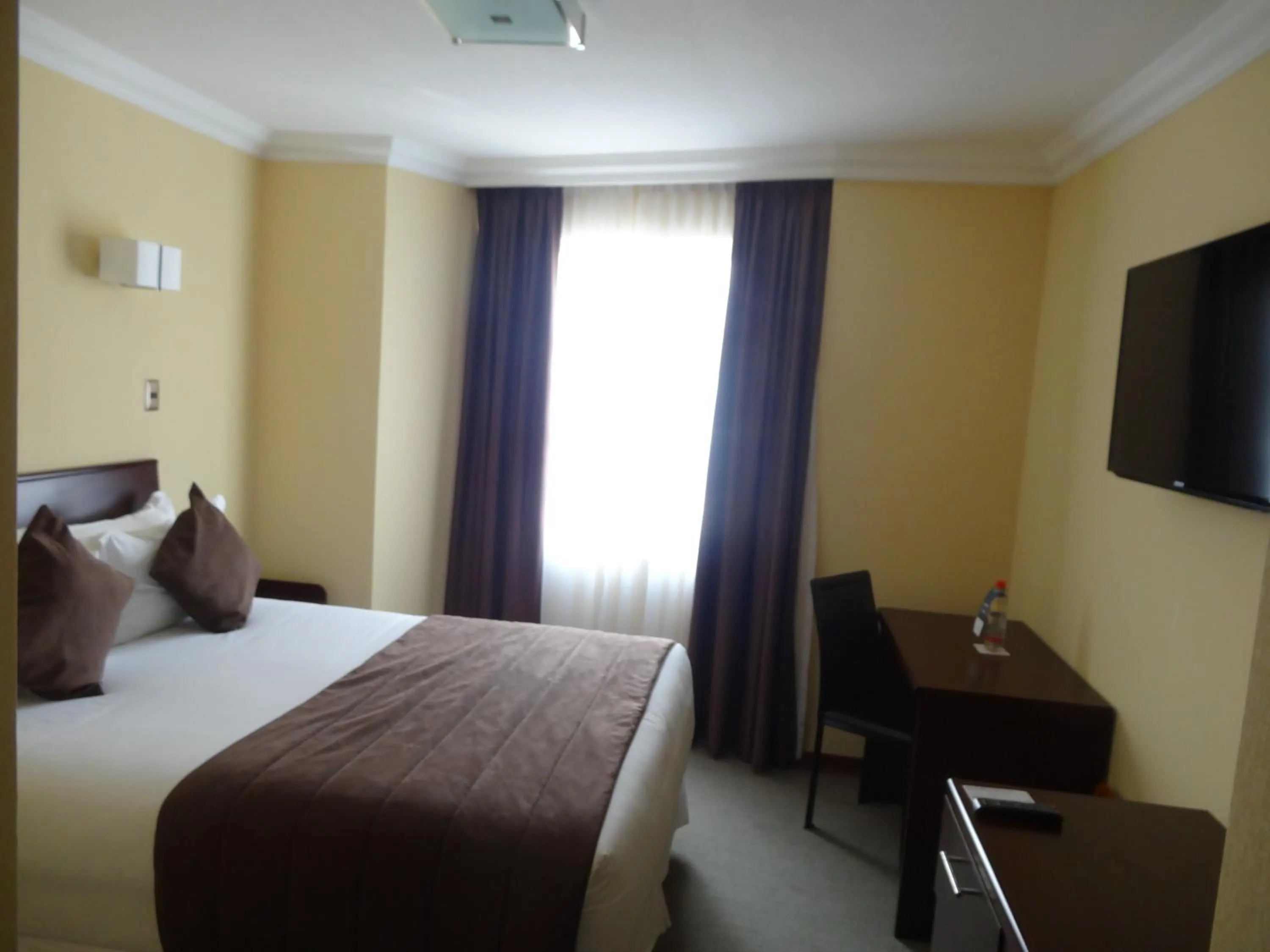 Bedroom, Bed in Hotel Costa Pacifico - Express