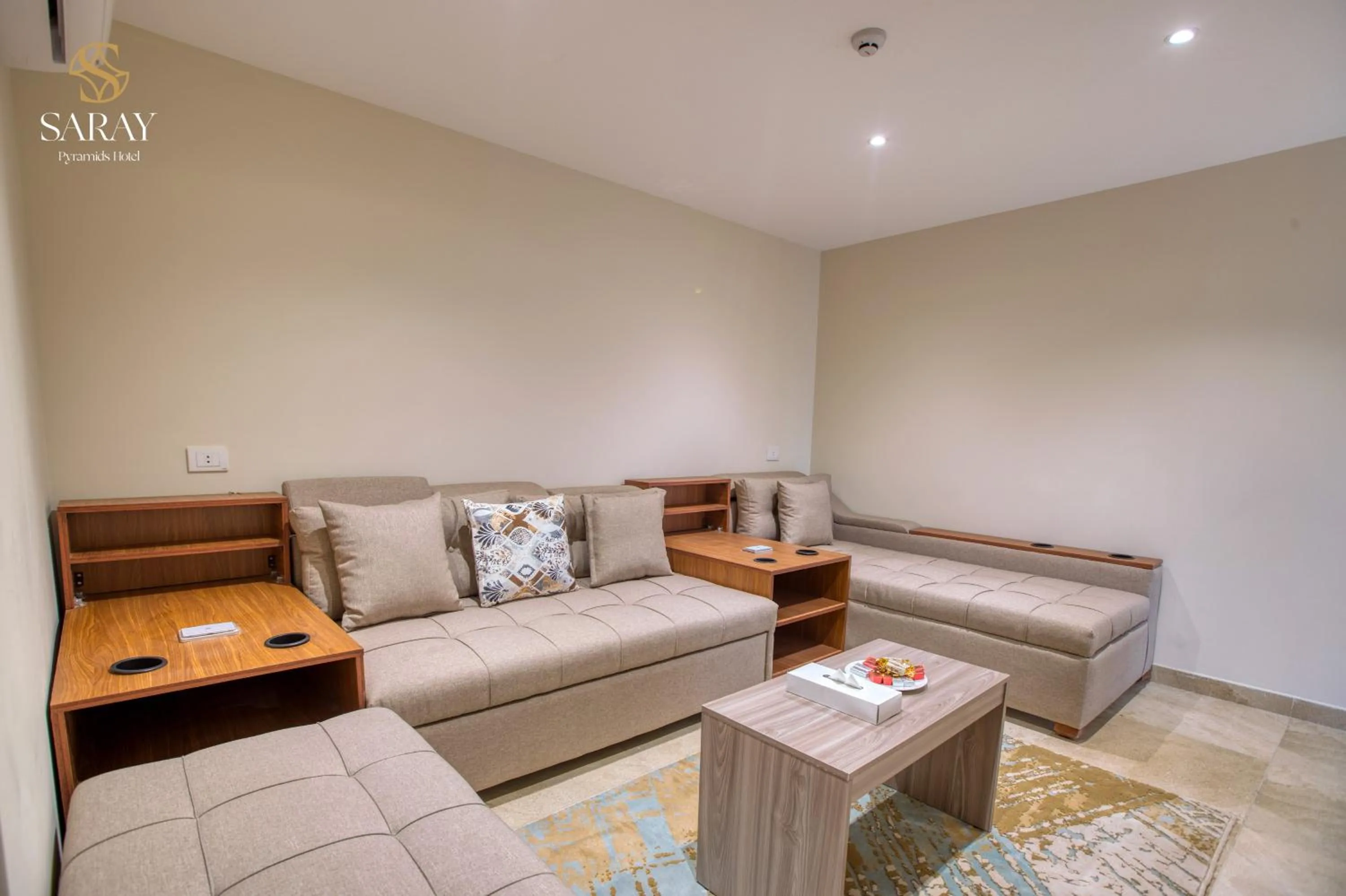 Living room in Saray Pyramids & Museum View Hotel