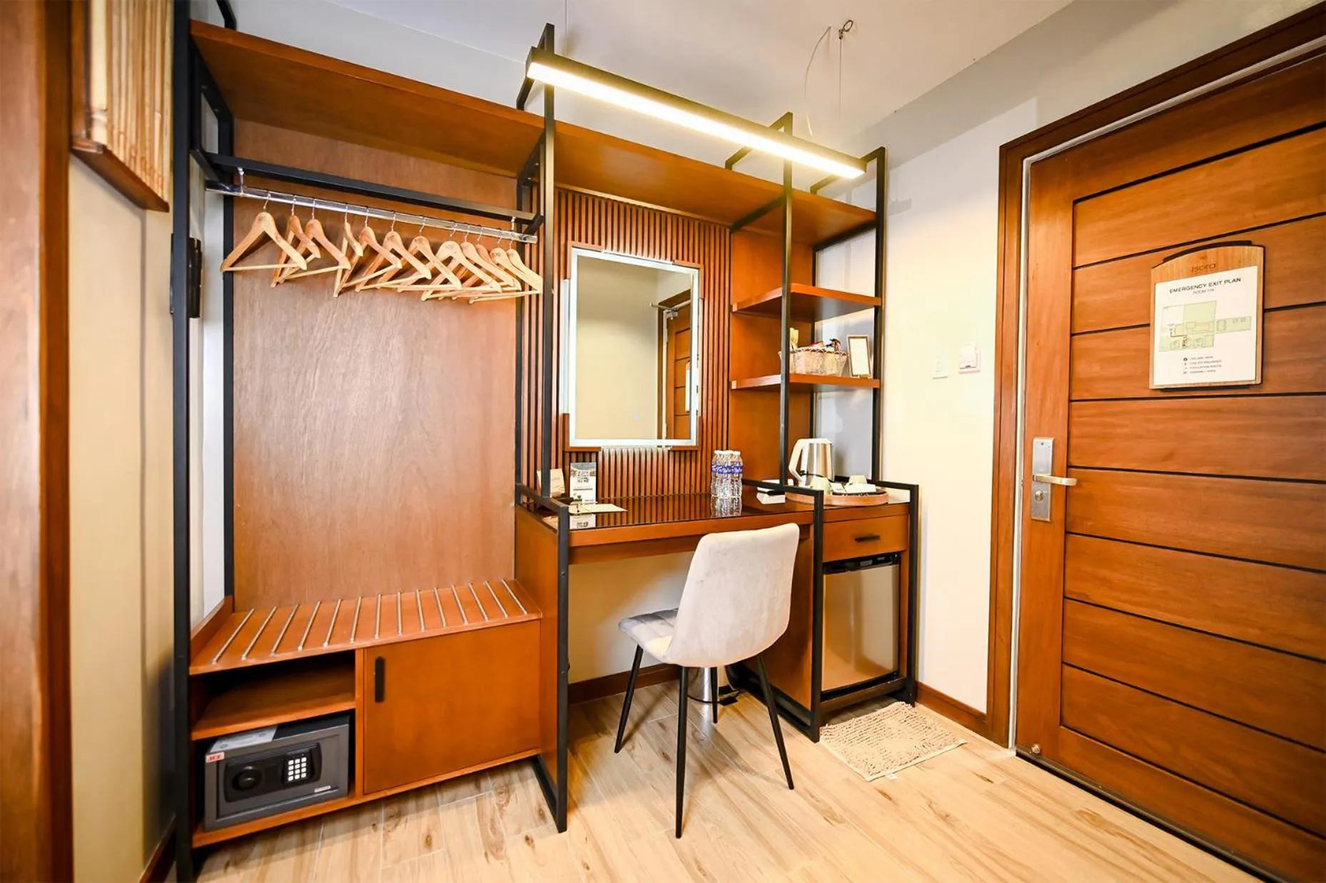 oven in ISORA RESORT Puerto Galera