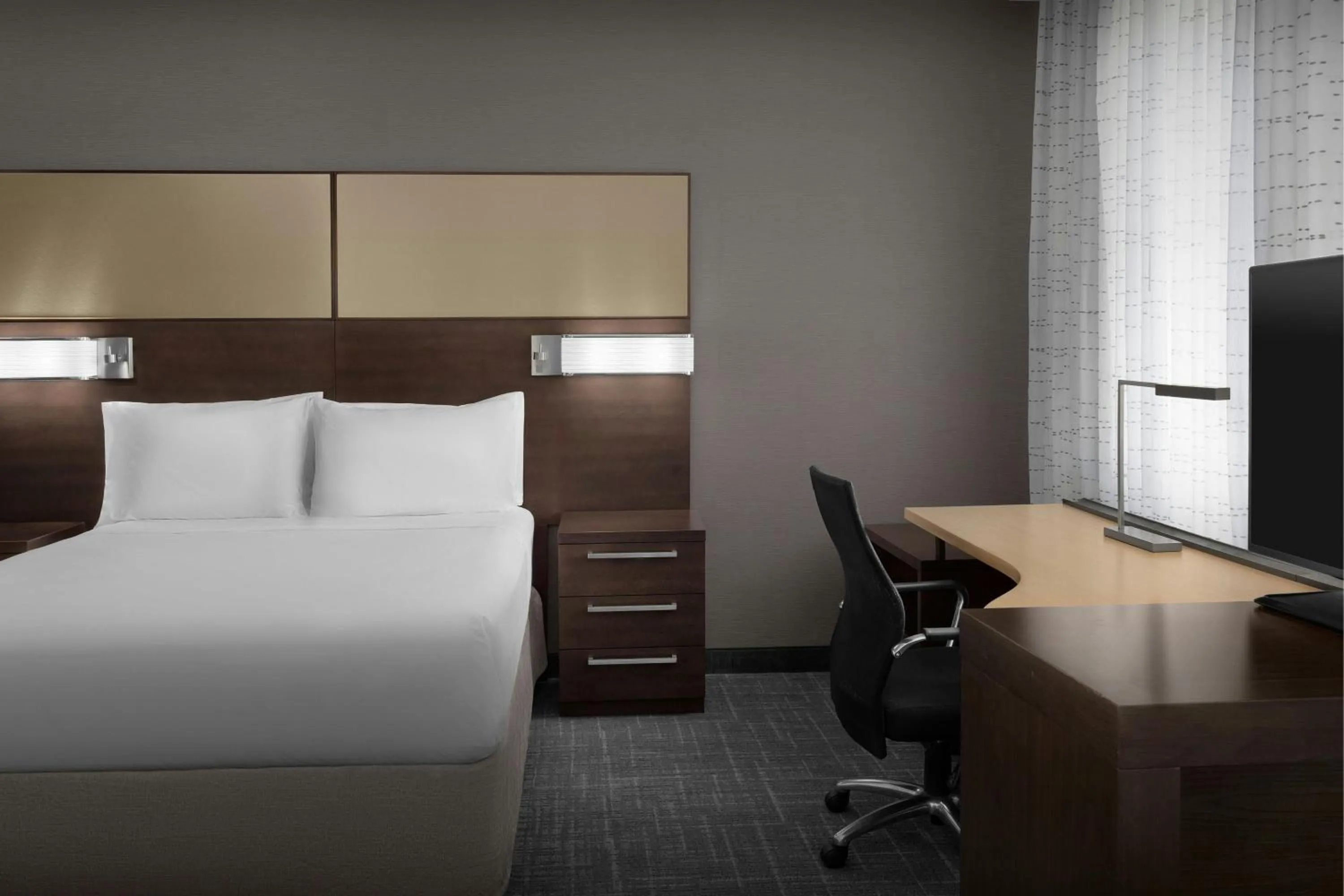 Photo of the whole room, Bed in Residence Inn by Marriott Fort Lauderdale Airport & Cruise Port