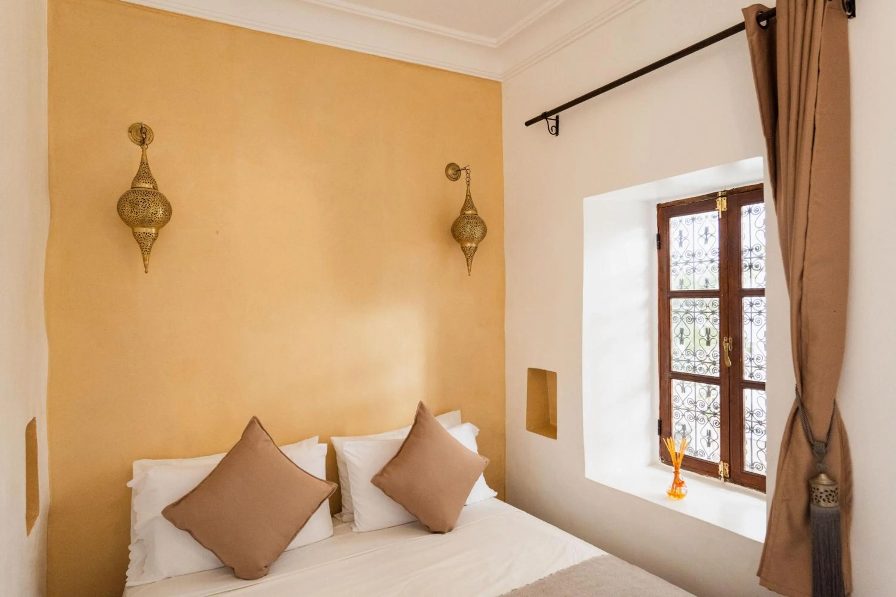 Bed in Riad of the Moon