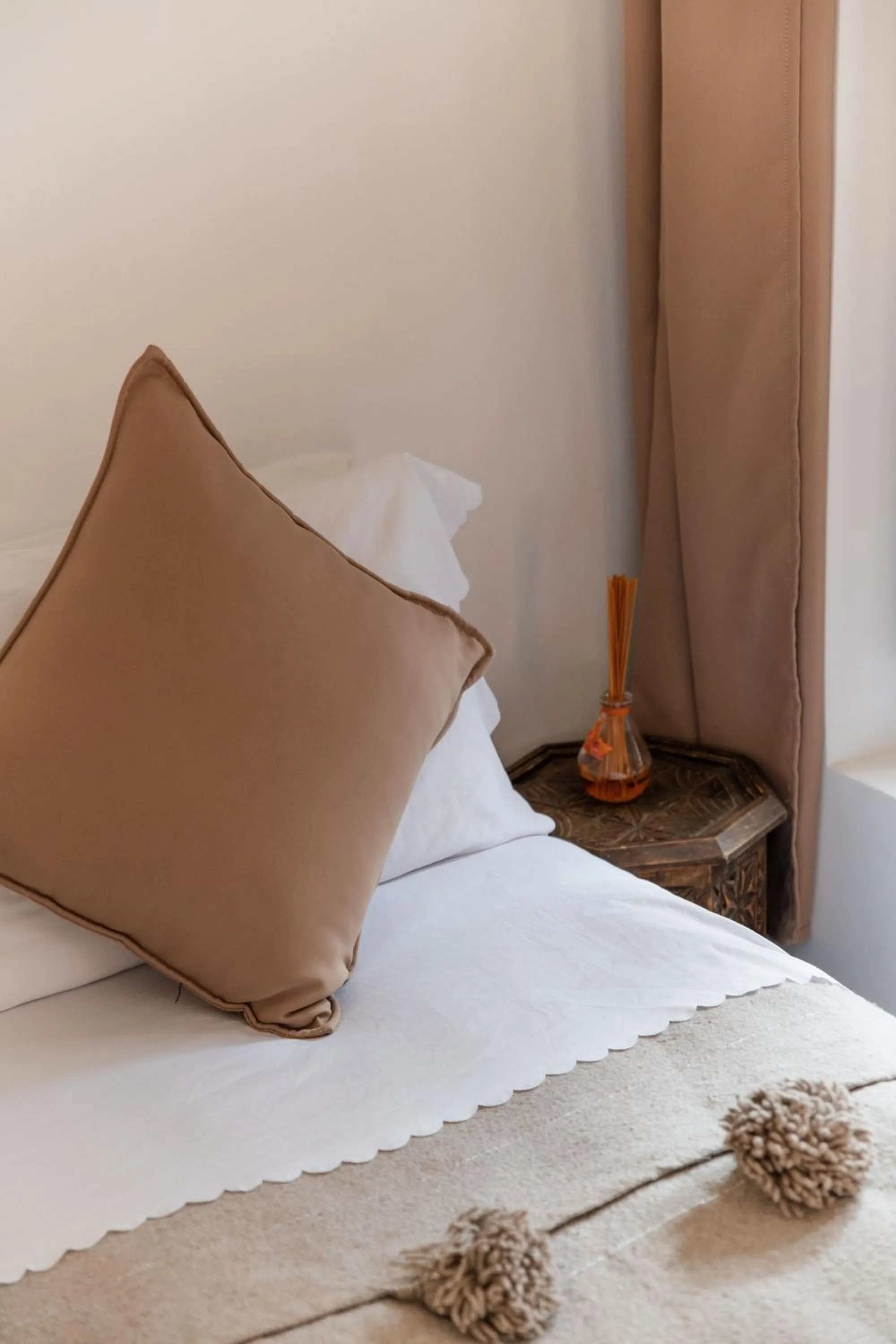 Bed in Riad of the Moon