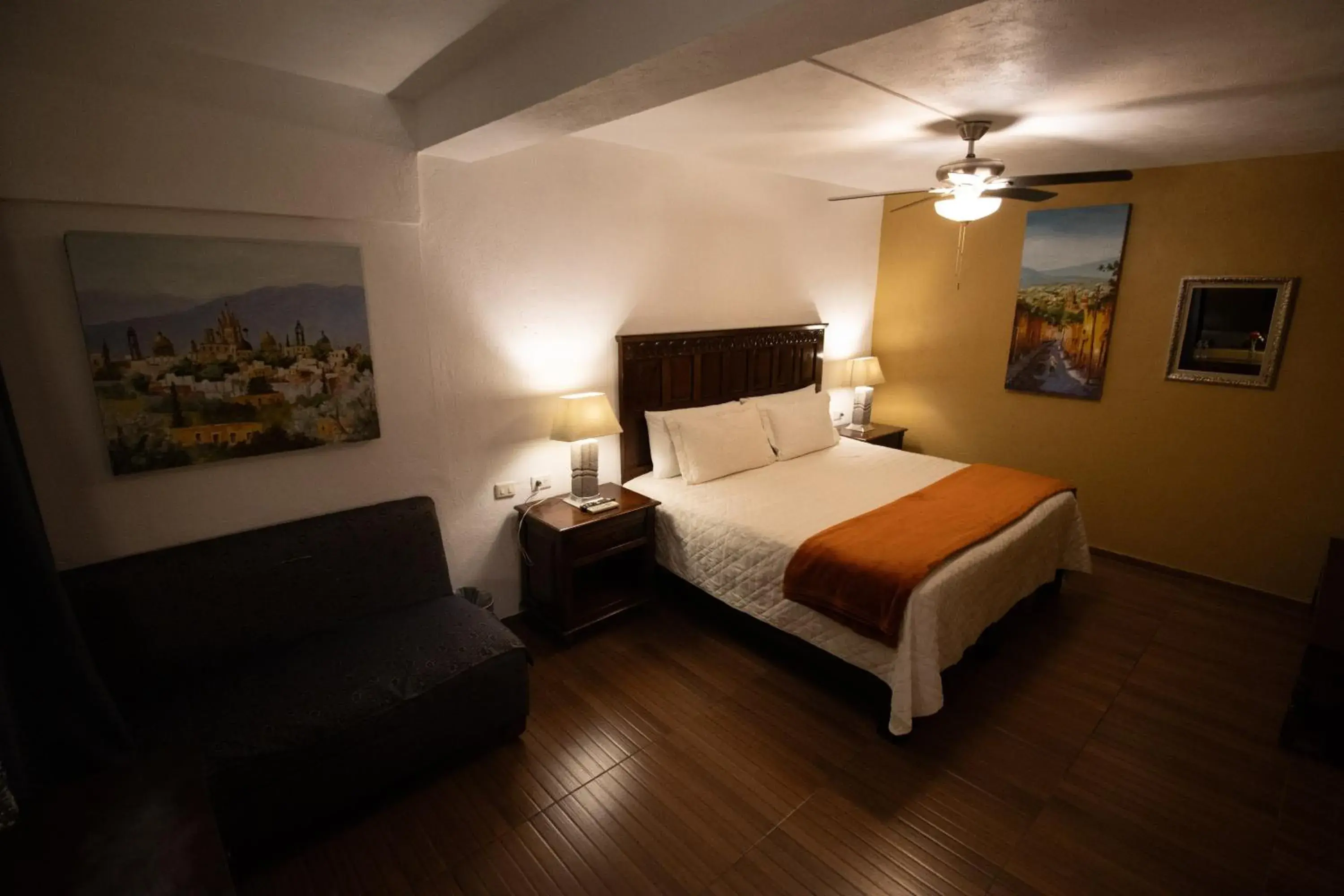 Superior King Room in Hotel Casa San Miguel Superior King Room in Hotel Casa San Miguel