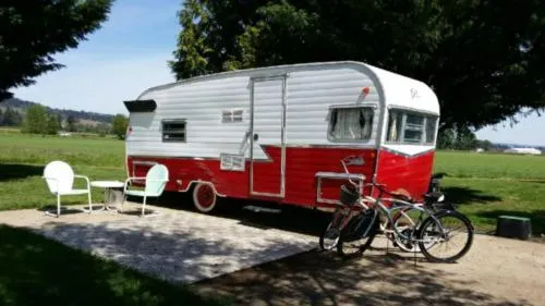 Day in The Vintages Trailer Resort