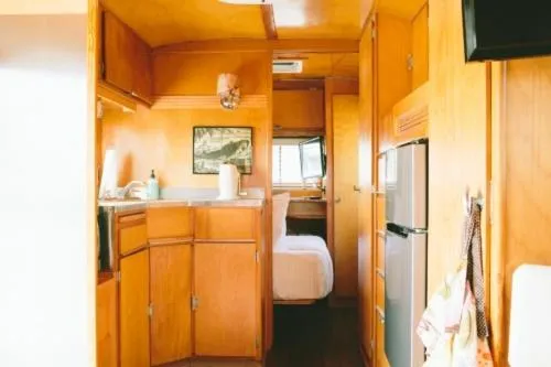 Kitchen or kitchenette in The Vintages Trailer Resort