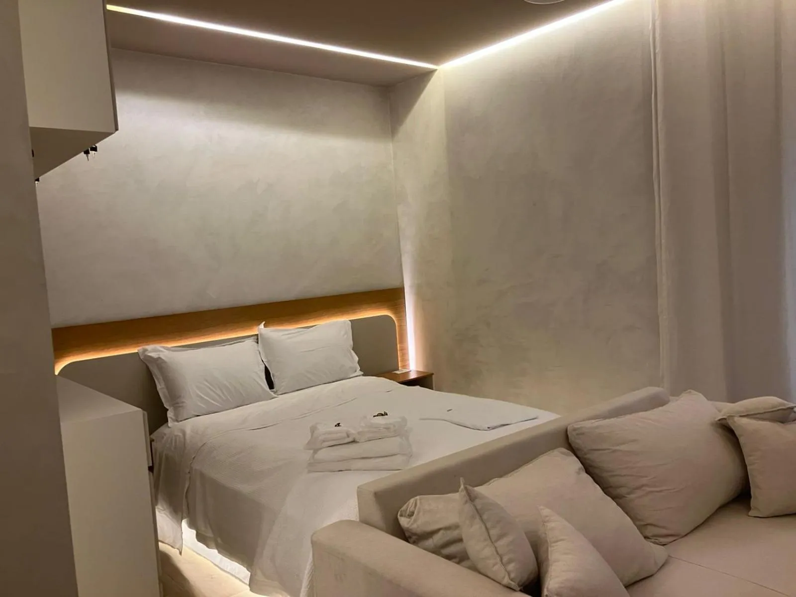 Bed in Apart-hotel Theotókos Flats