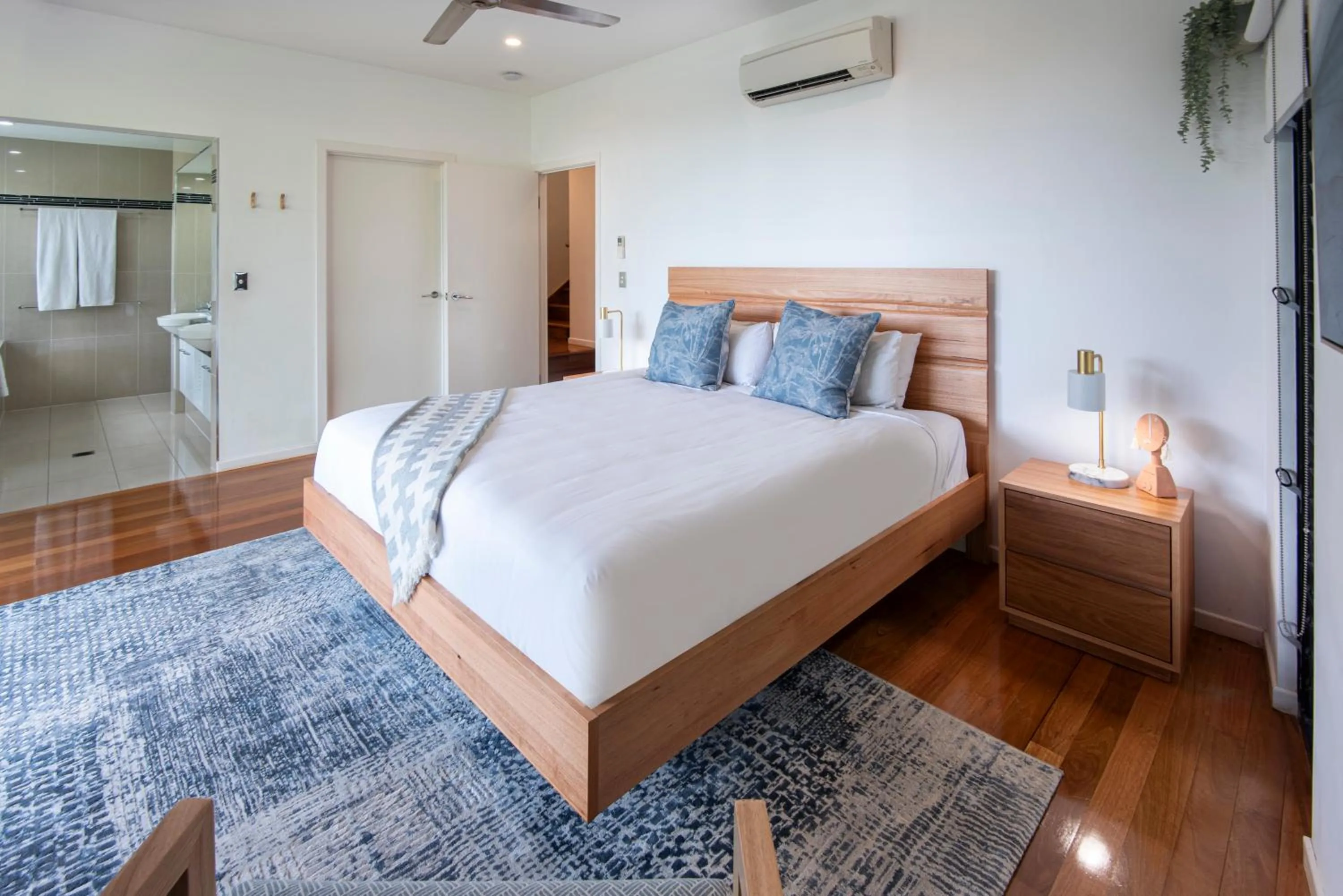 Bedroom, Bed in Pinnacle Apartments on Hamilton Island by HIHA
