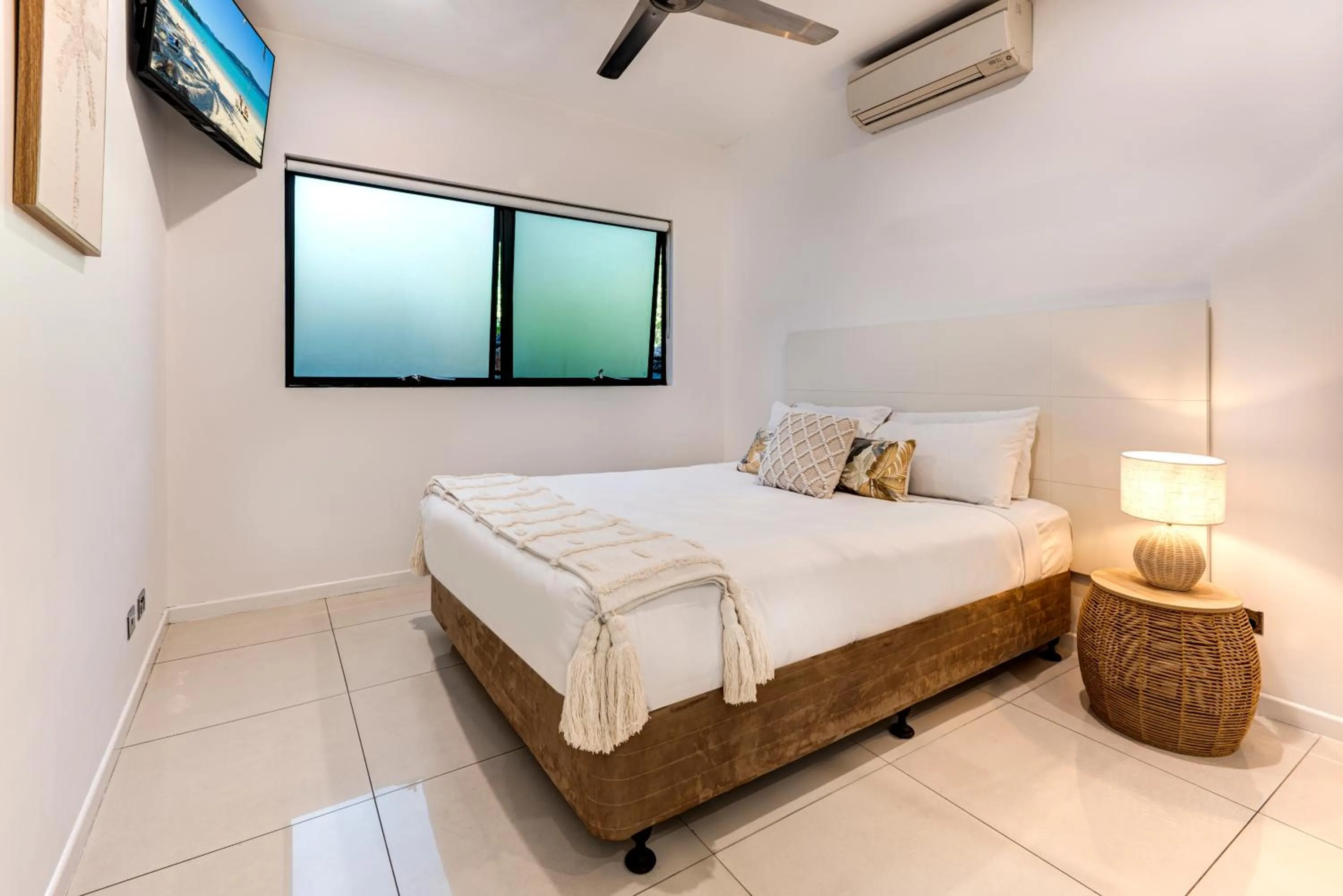 Bedroom, Bed in Pinnacle Apartments on Hamilton Island by HIHA