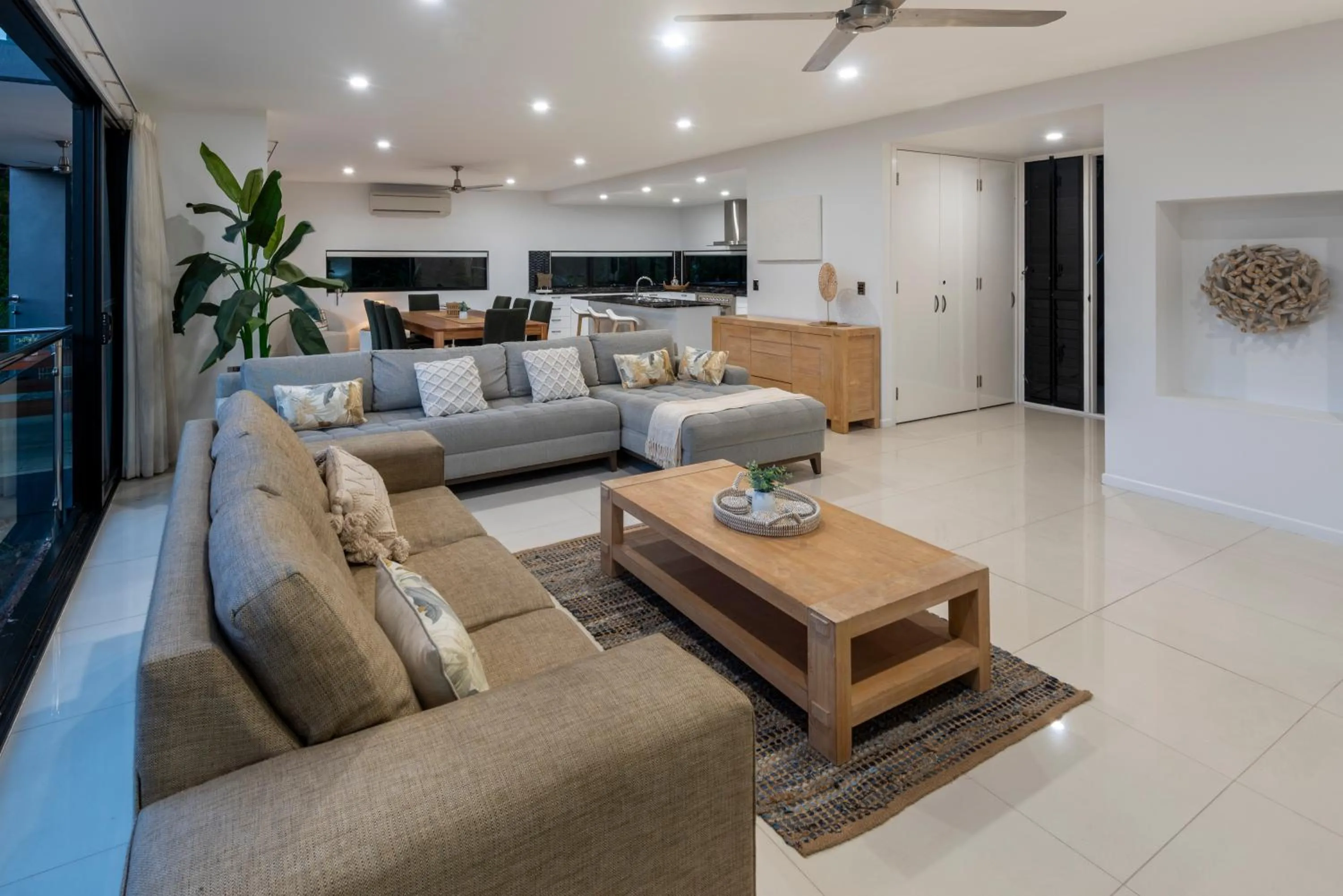 Living room in Pinnacle Apartments on Hamilton Island by HIHA