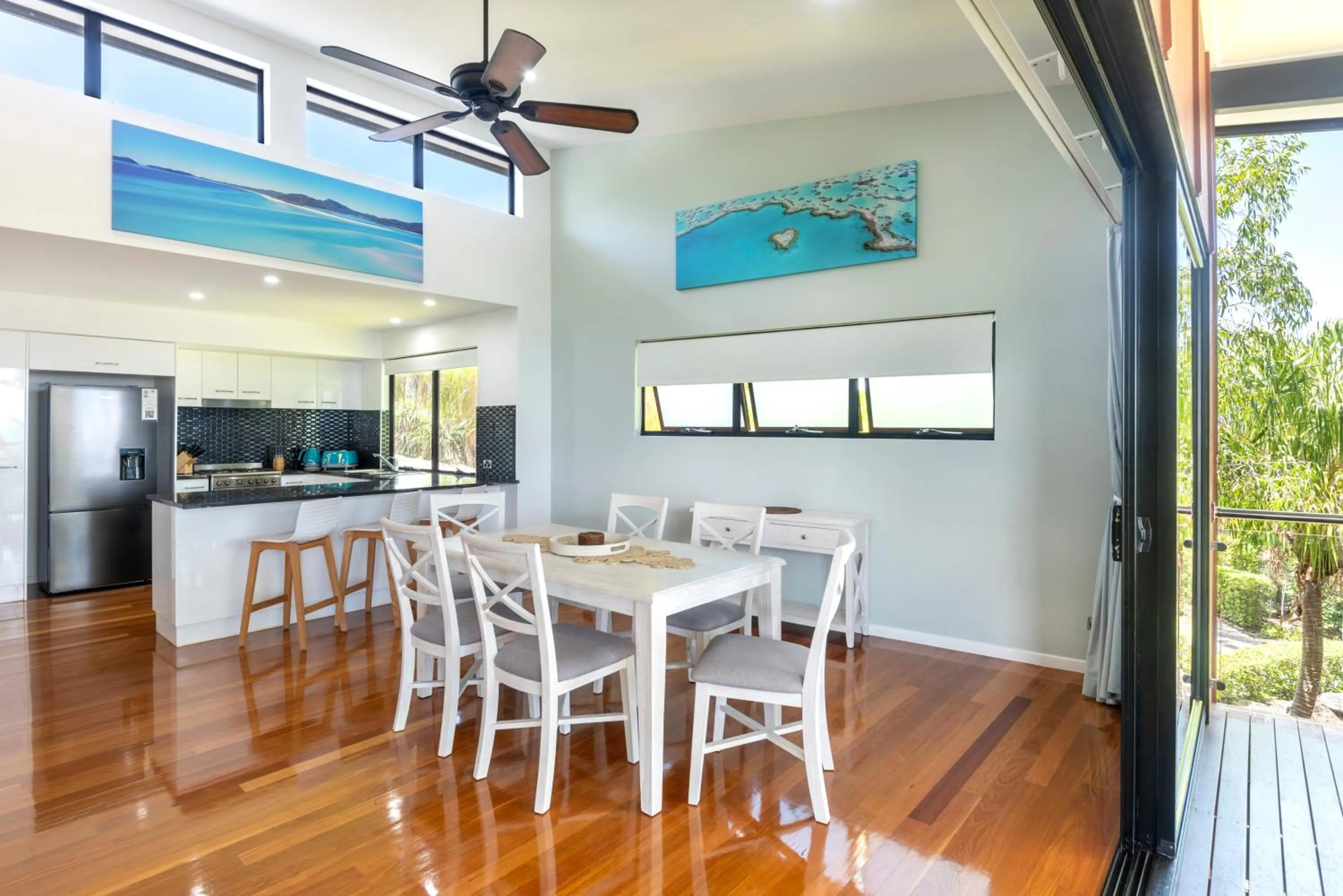 Dining area in Pinnacle Apartments on Hamilton Island by HIHA