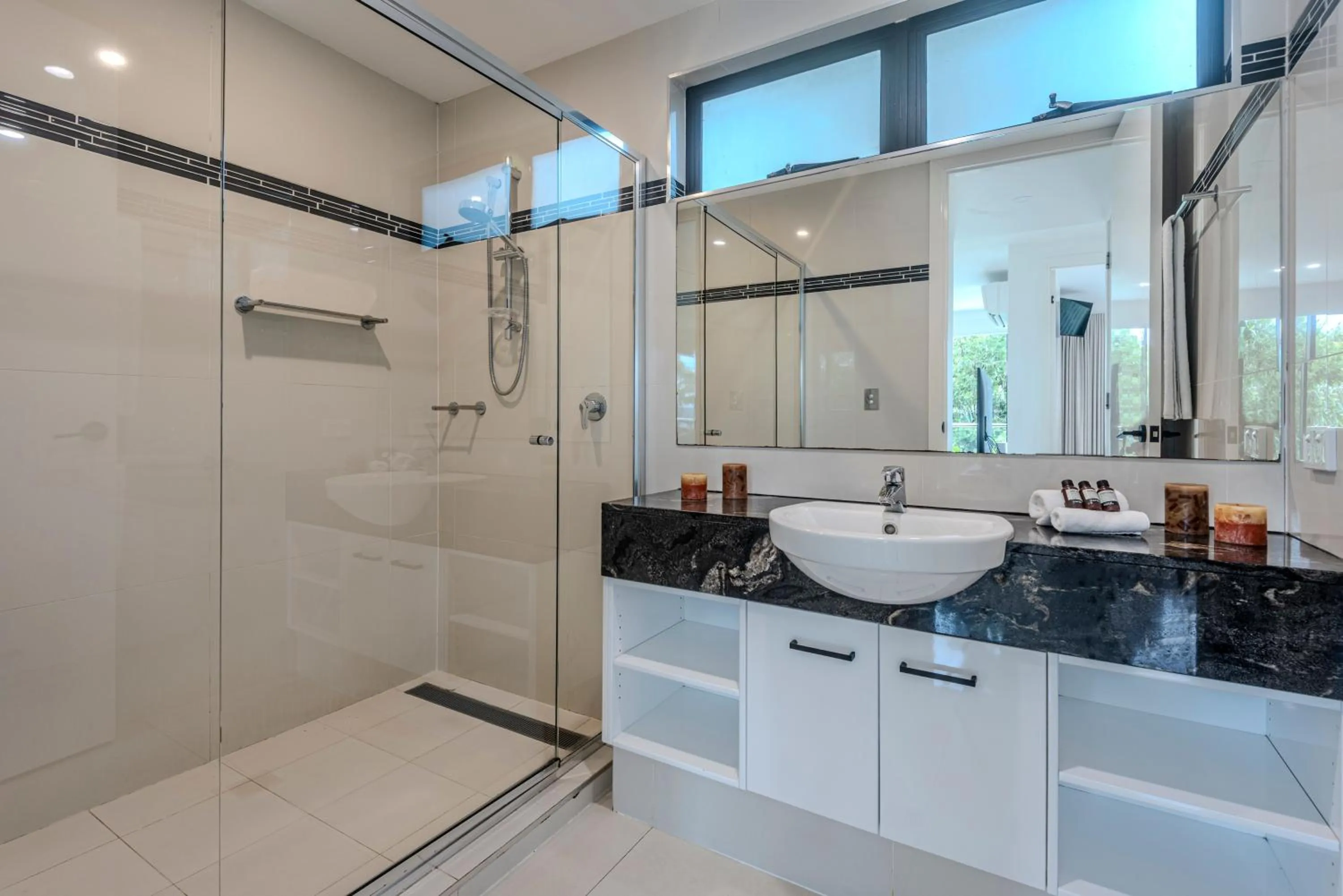 Bathroom in Pinnacle Apartments on Hamilton Island by HIHA