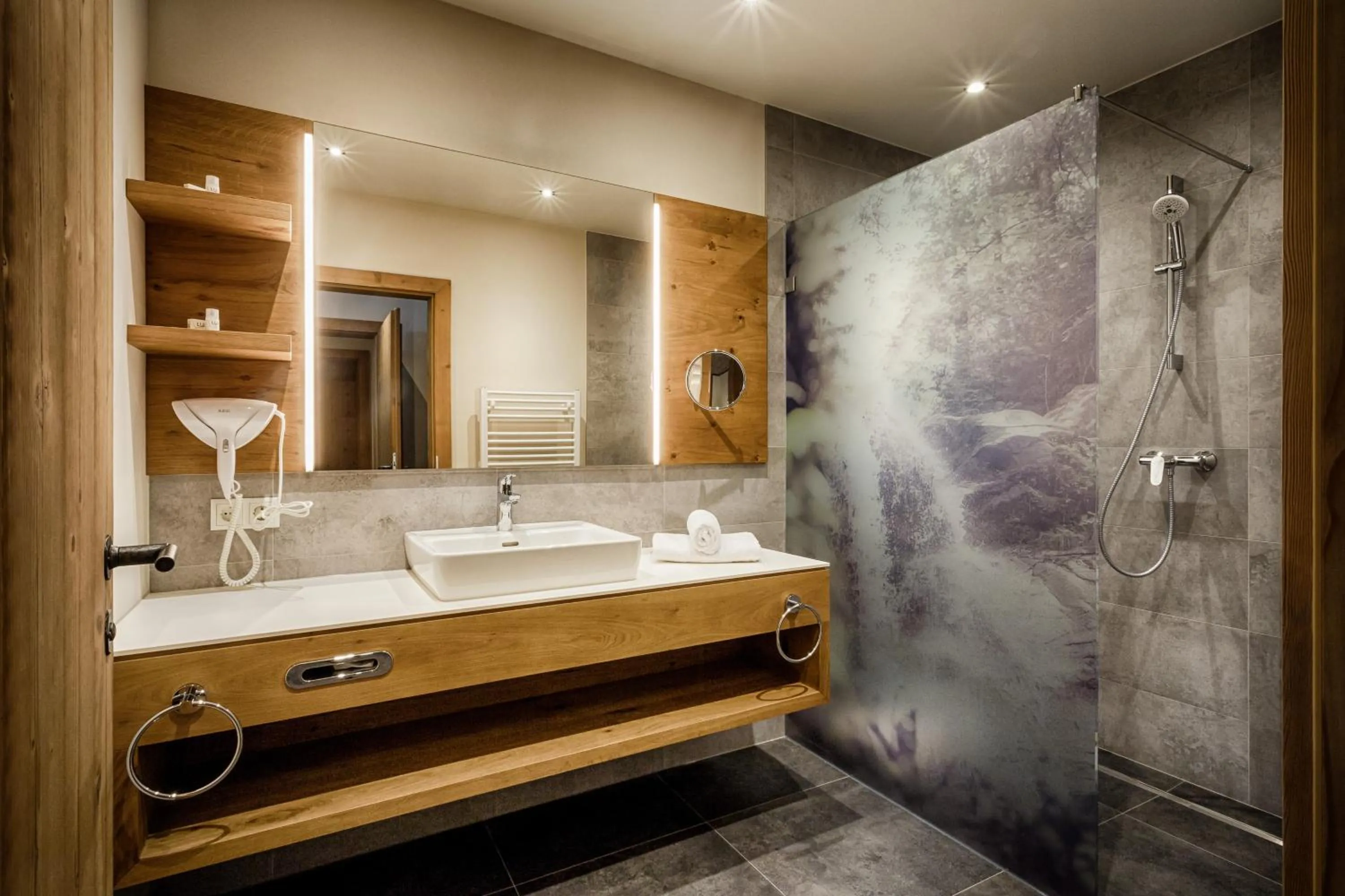 Bathroom in Das Naturhotel die Eng