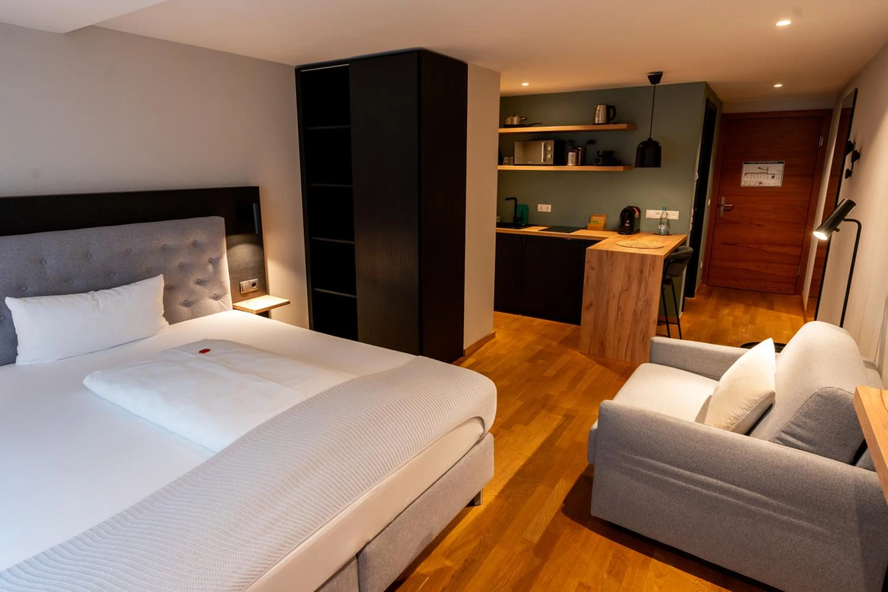 Photo of the whole room, Bed in Restaurant Hotel Zum Storchen