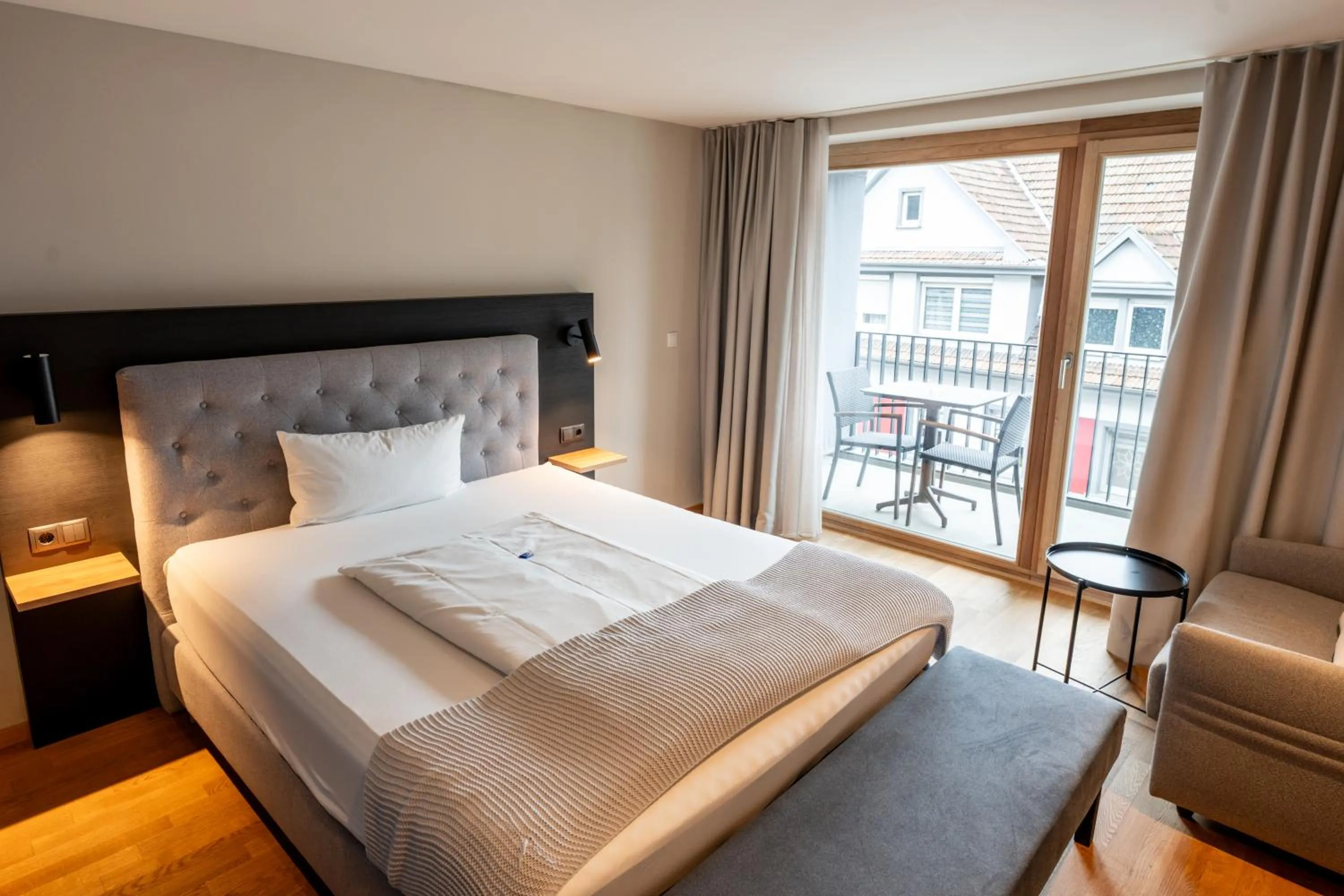 Photo of the whole room, Bed in Restaurant Hotel Zum Storchen