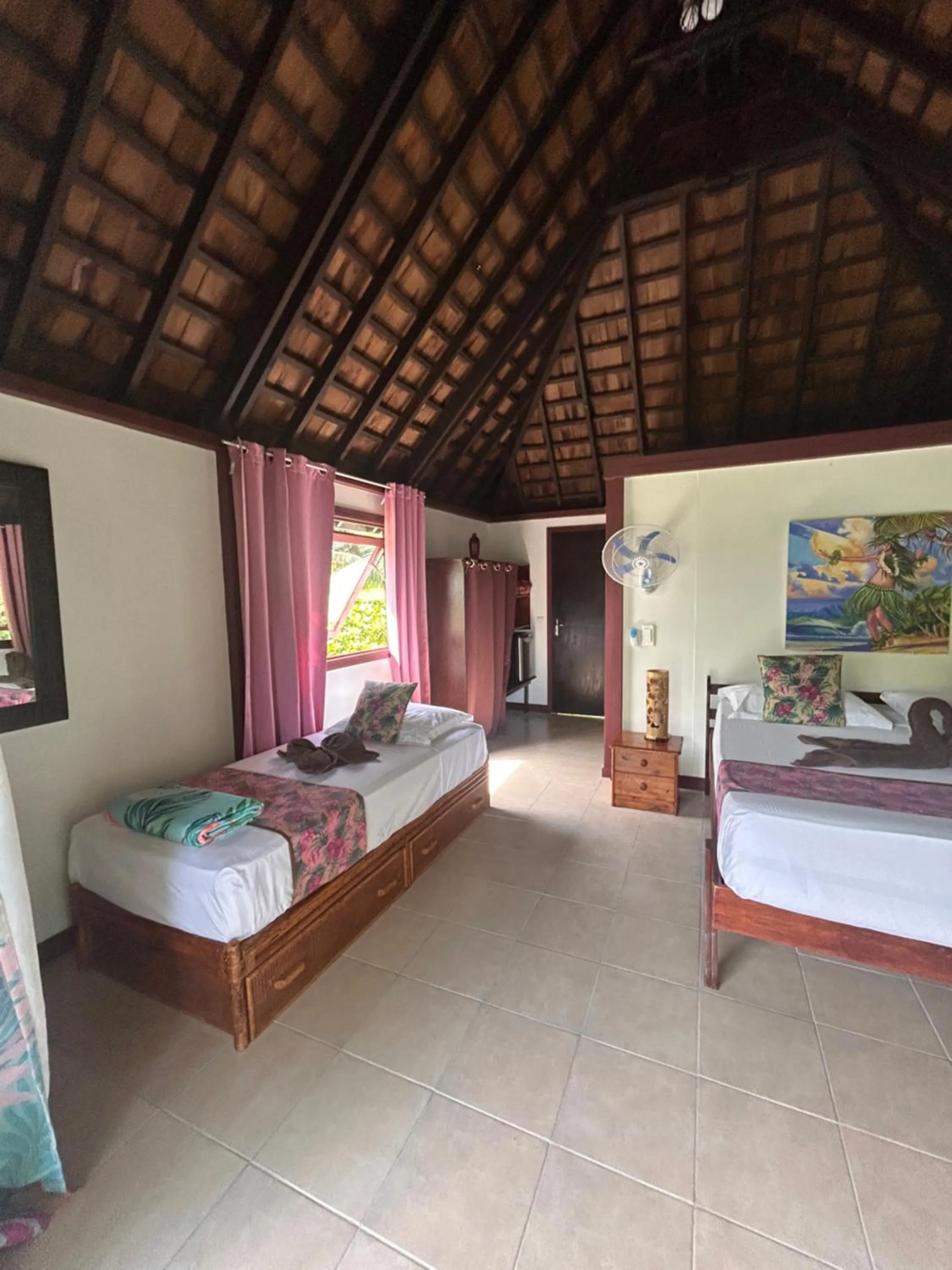Property building, Bed in Pension Hibiscus Taha'a