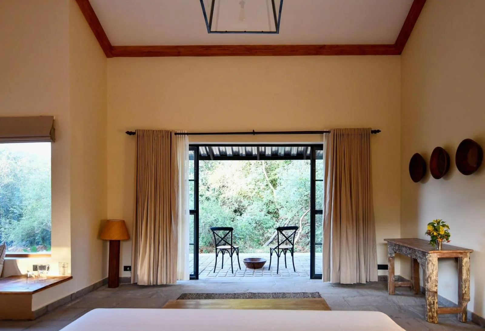 Seating area, Bed in Anopura Jaipur