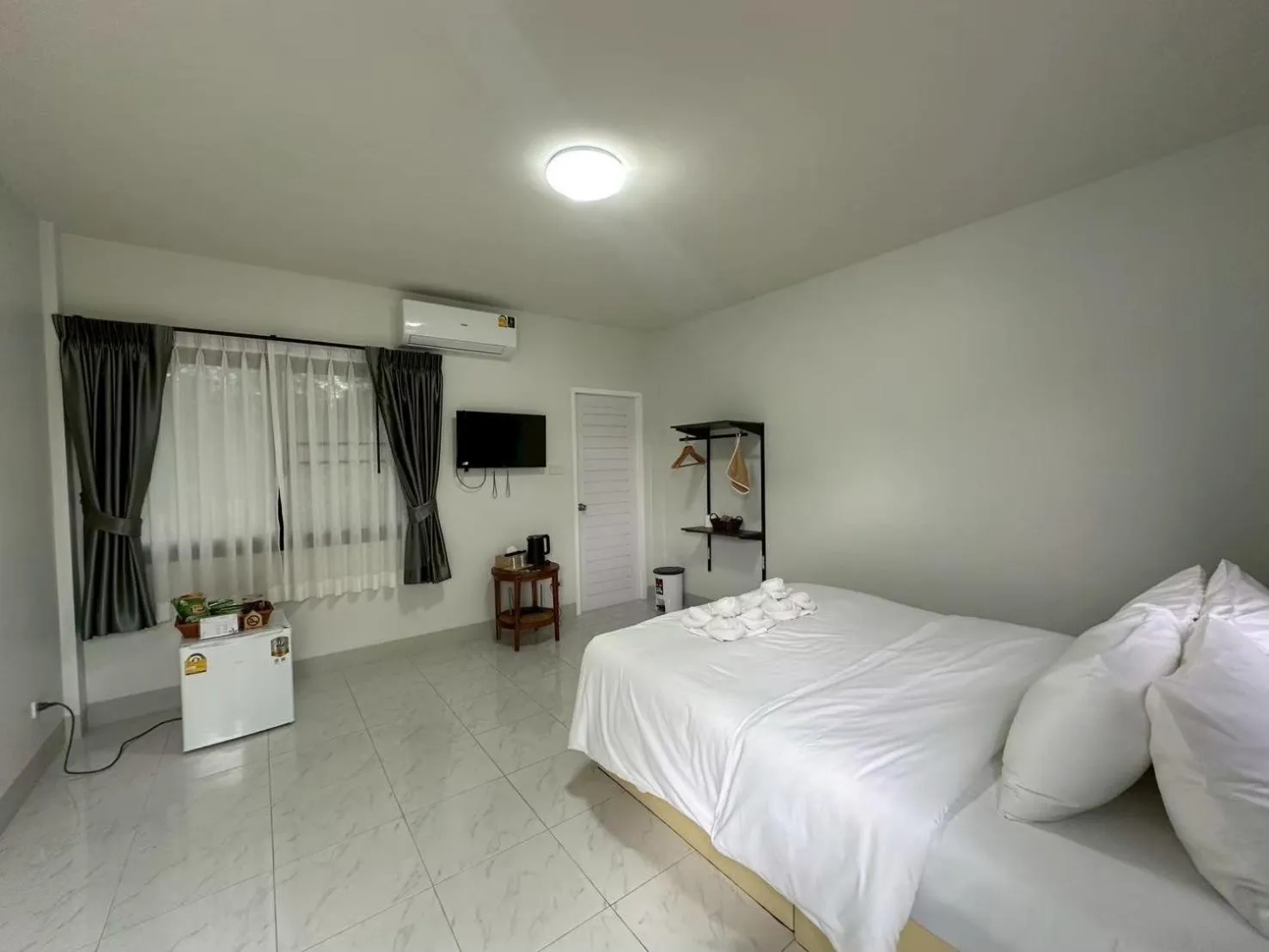 Property building, Bed in PASSA ผัสสะ Tea Plantation @Mae On