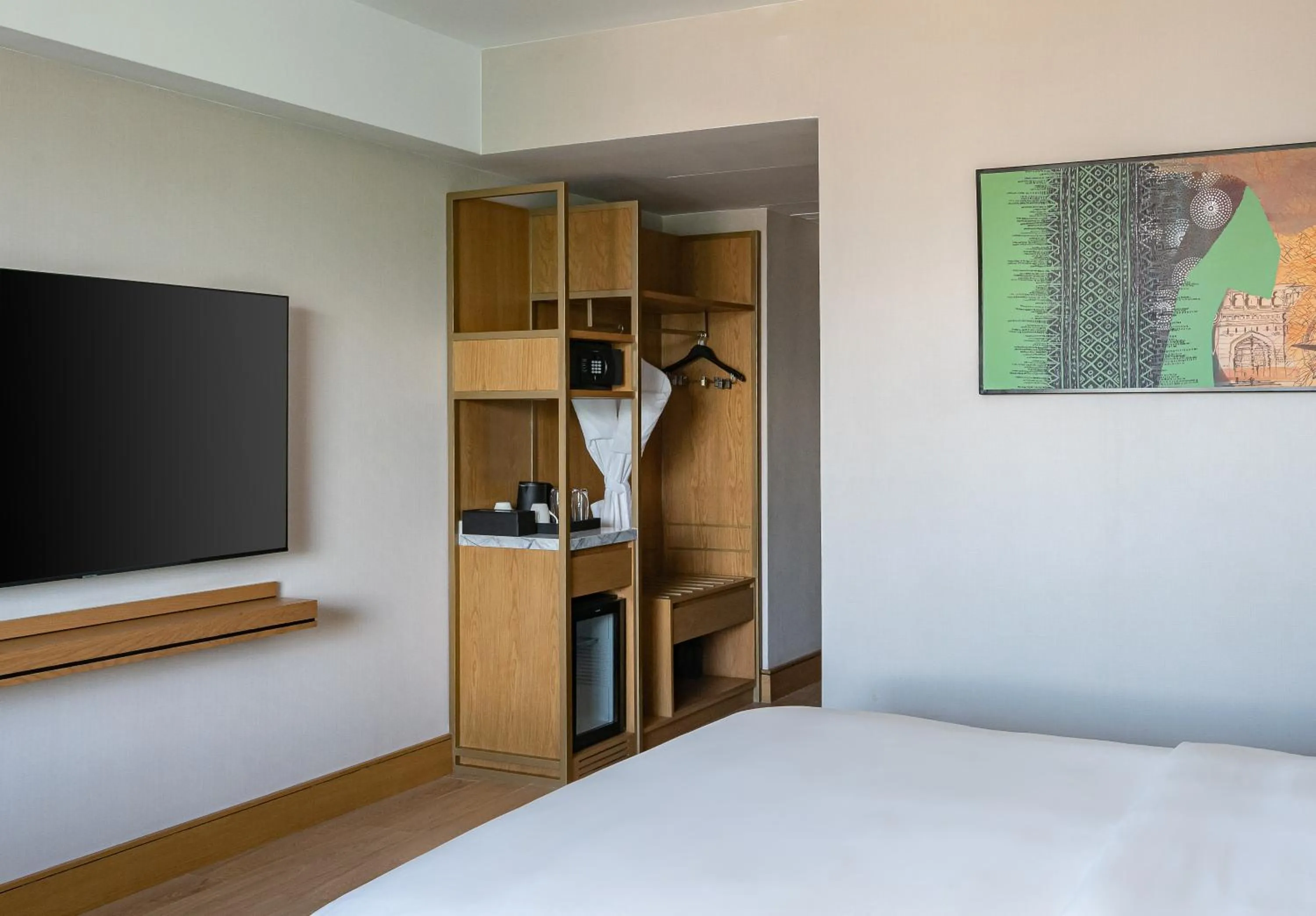 Coffee/tea facilities, Bed in Hyatt Regency Nairobi Westlands