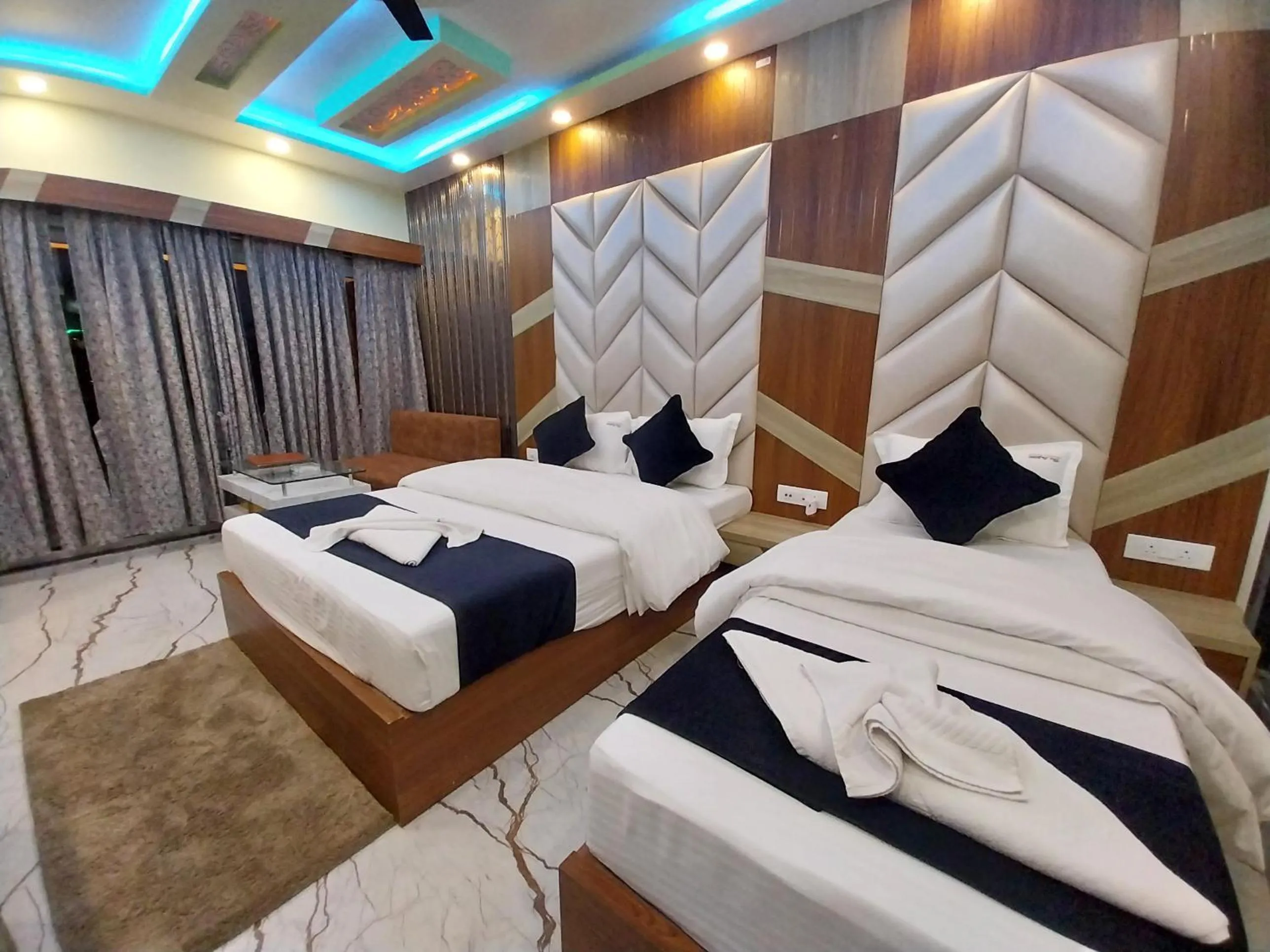 Bedroom, Bed in THE PELICAN BEACH RESORT