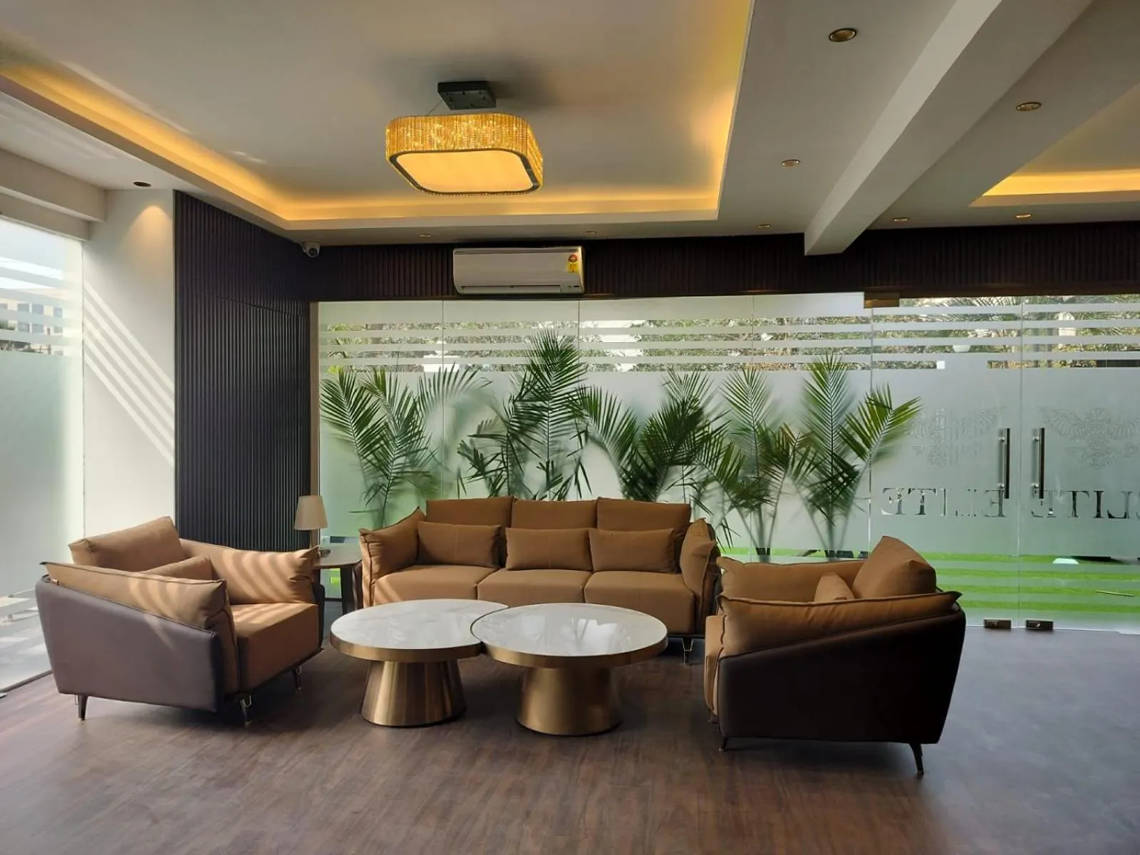 Lobby or reception in The Hoften Elite 32 Avenue, Sector 15, Gurugram