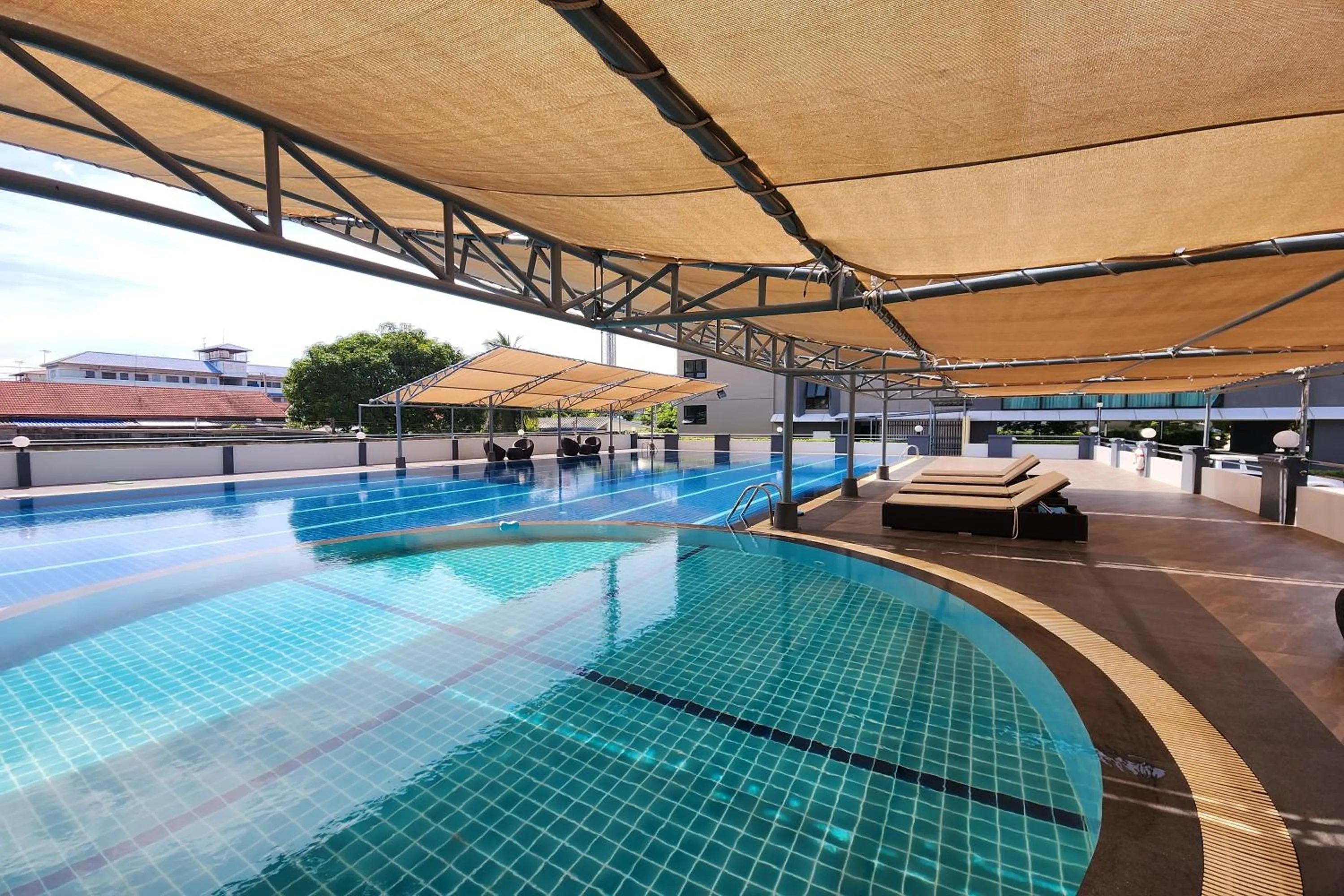 Swimming pool in ONE Residence