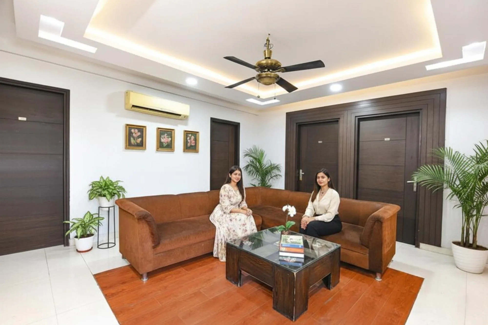FabHotel AVF Suites