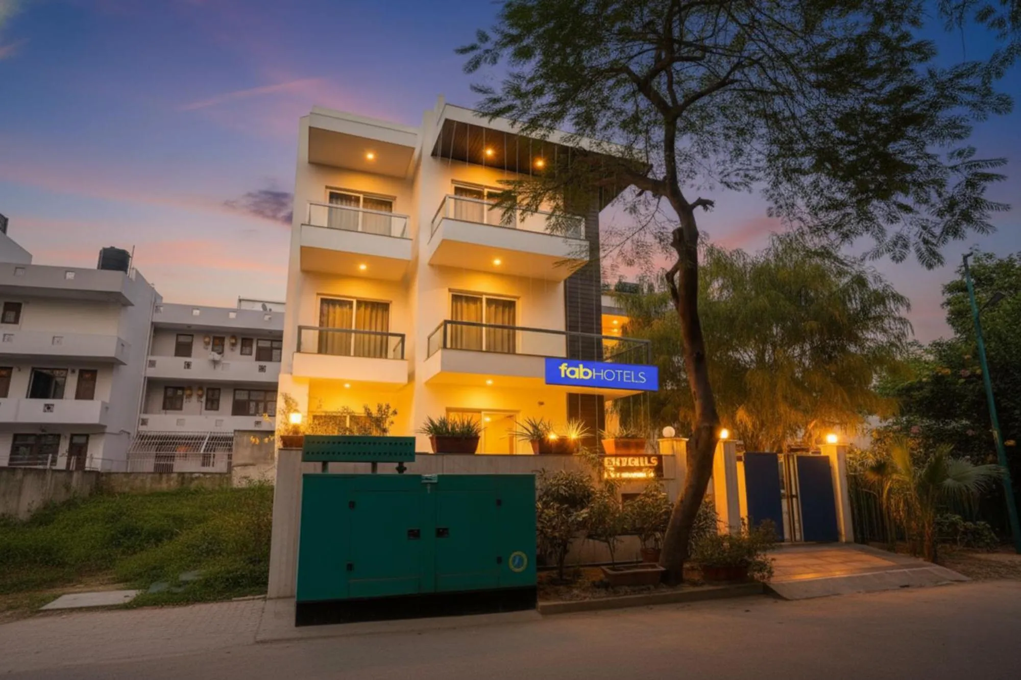 FabHotel AVF Suites
