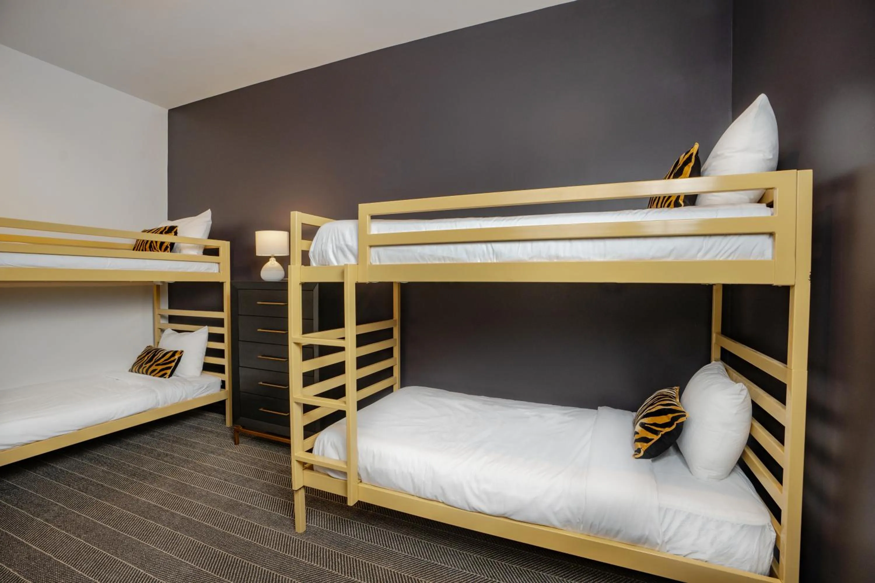 Bedroom, Bed in Origin Baton Rouge, a Wyndham Hotel