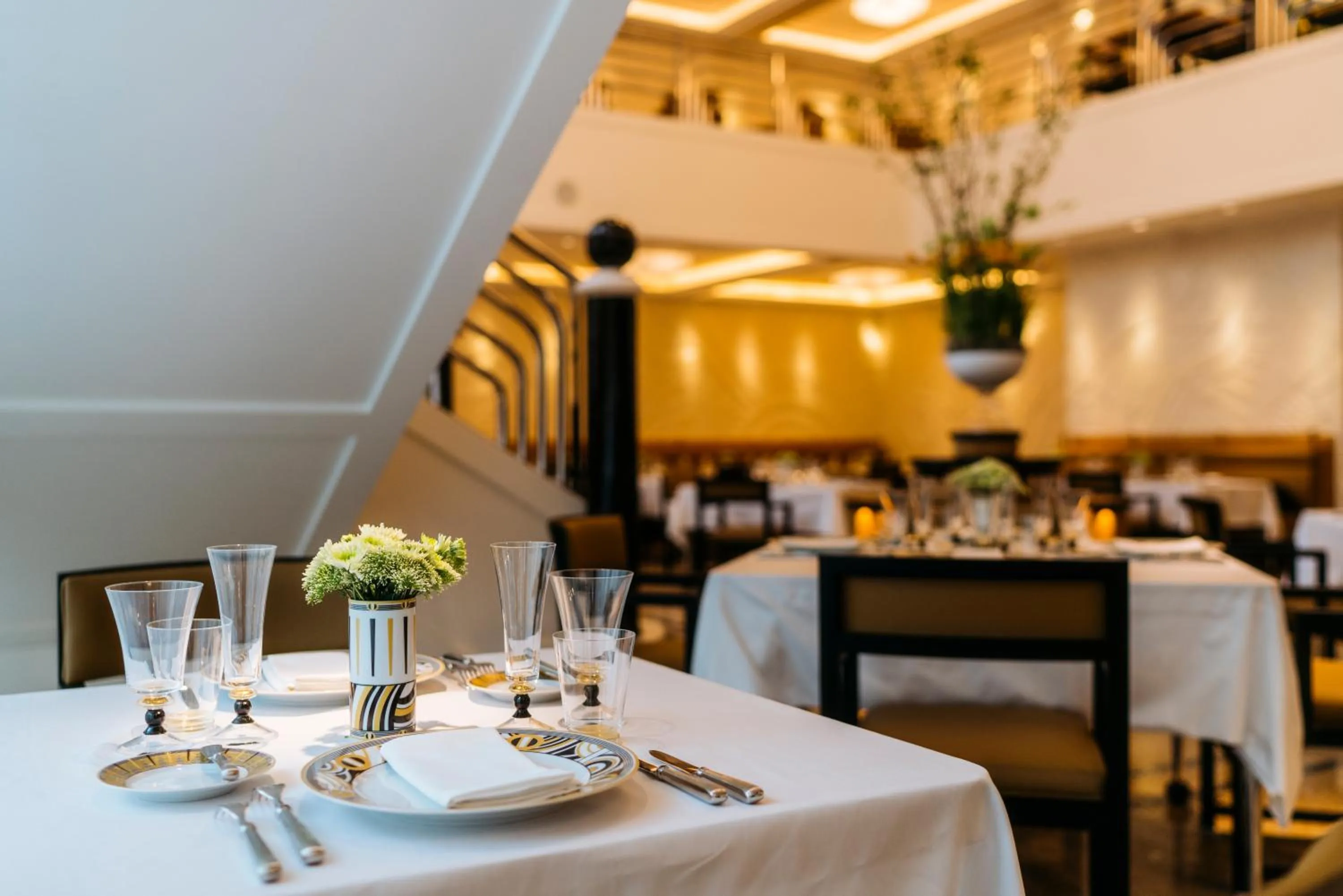 Restaurant/places to eat in Dinamo Hotel Baku