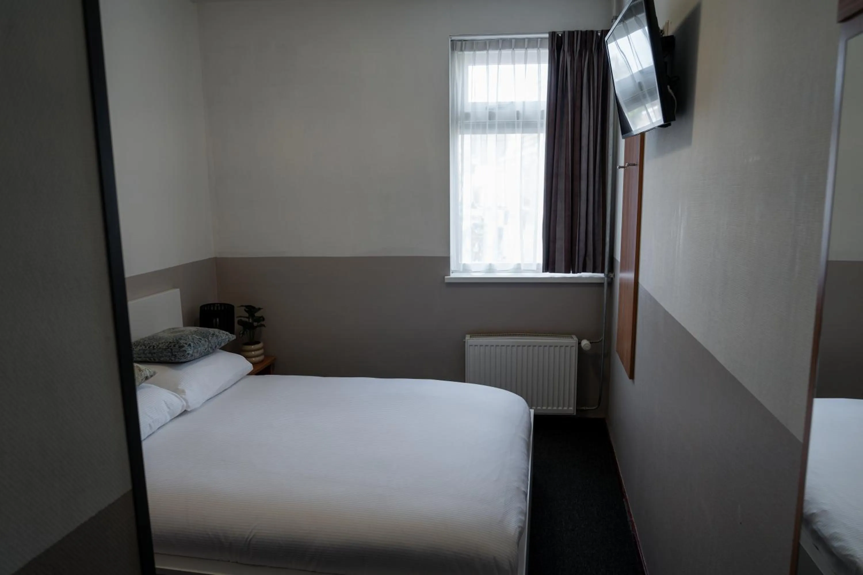 Bedroom, Bed in Het Hart van Weesp