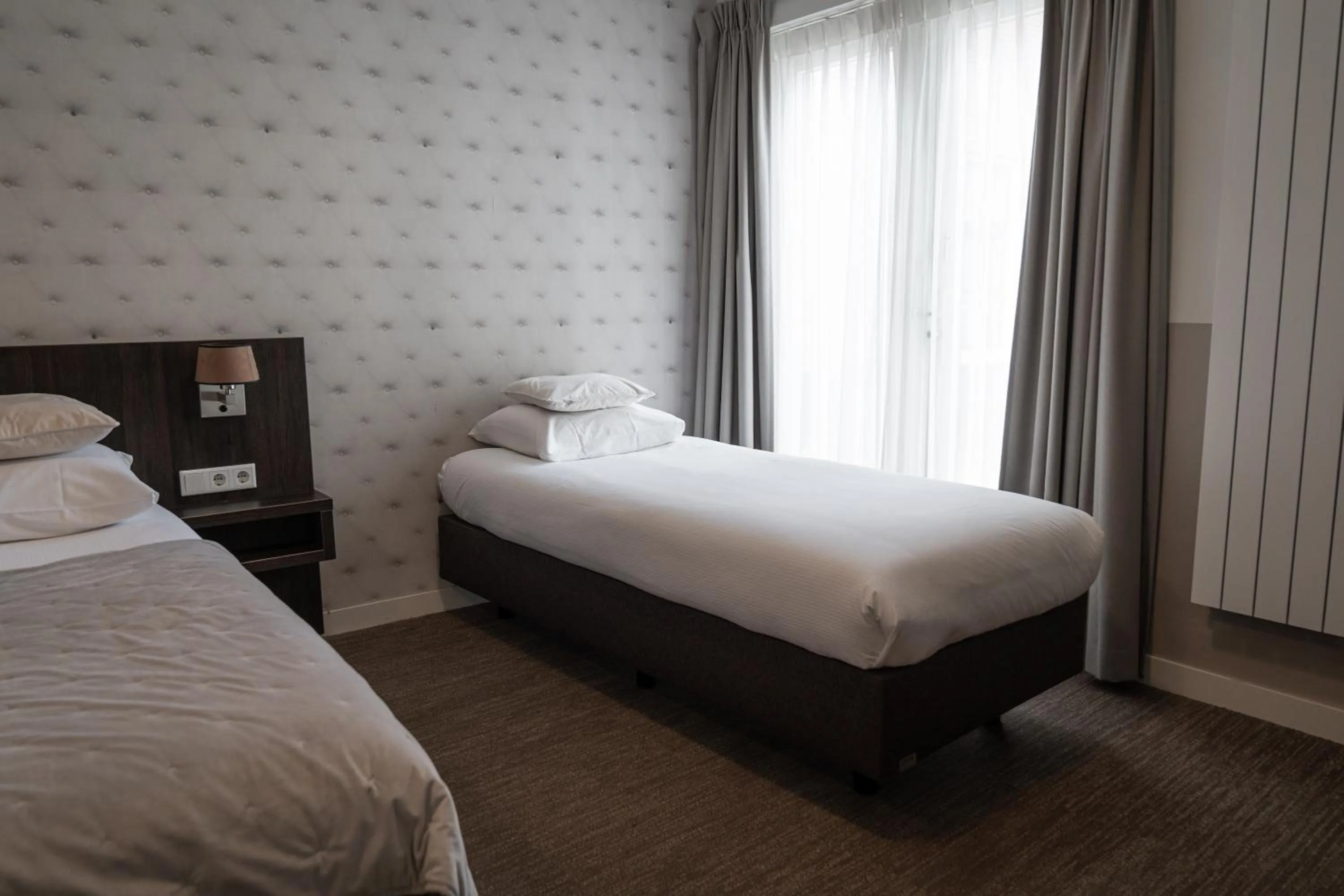 Bed in Het Hart van Weesp