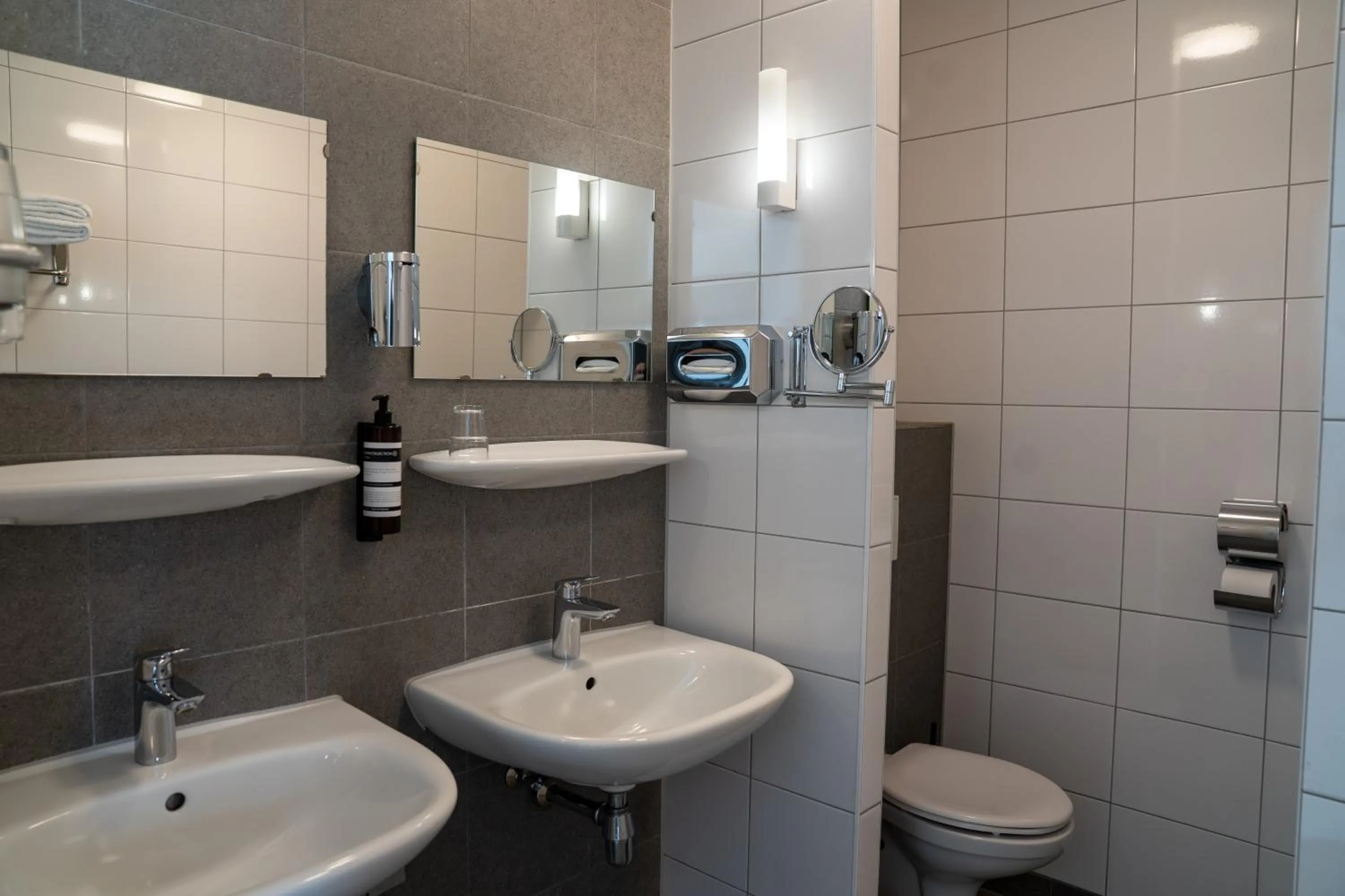 Bathroom in Het Hart van Weesp