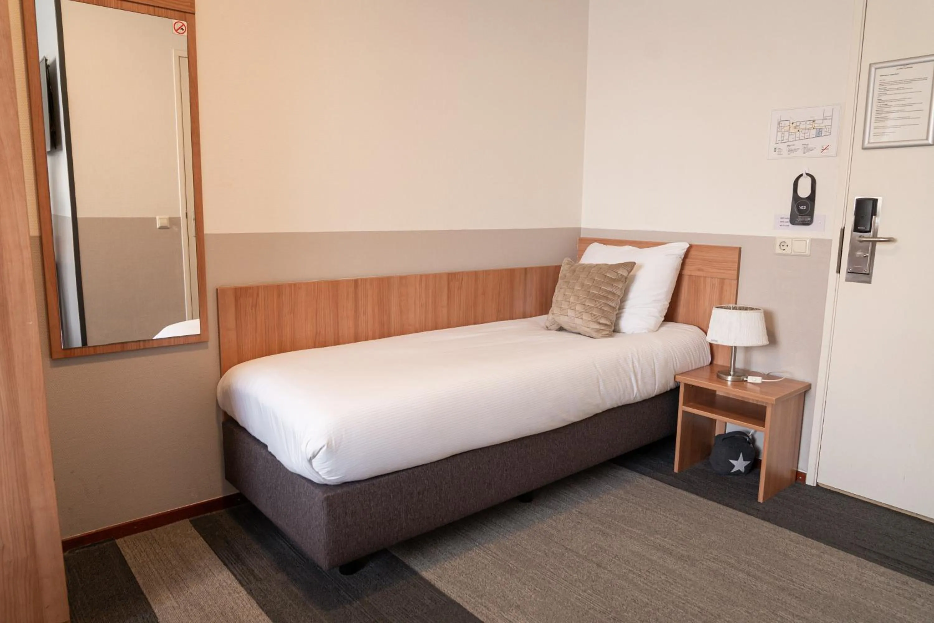 Bed in Het Hart van Weesp