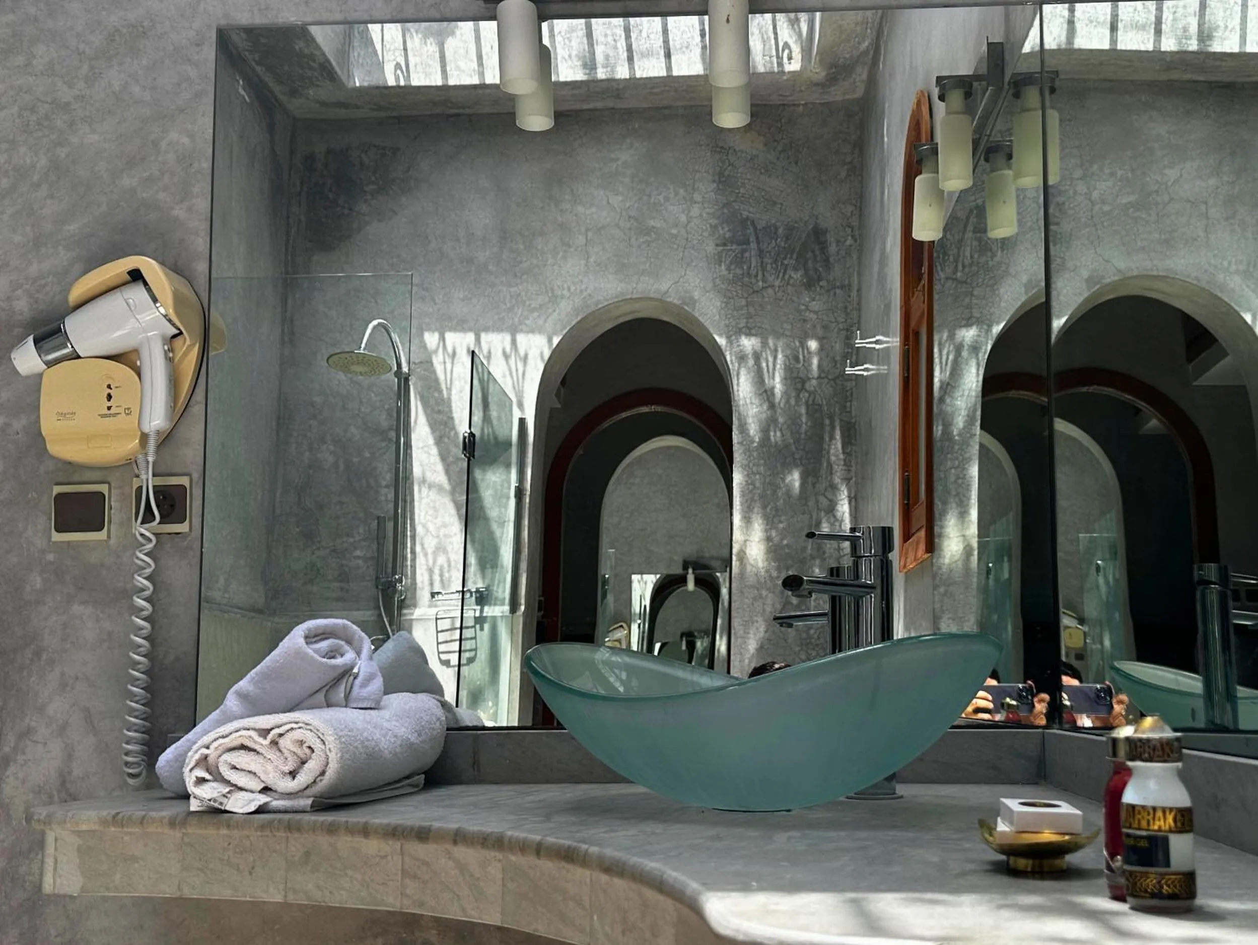 Bathroom in Nomadz Palace