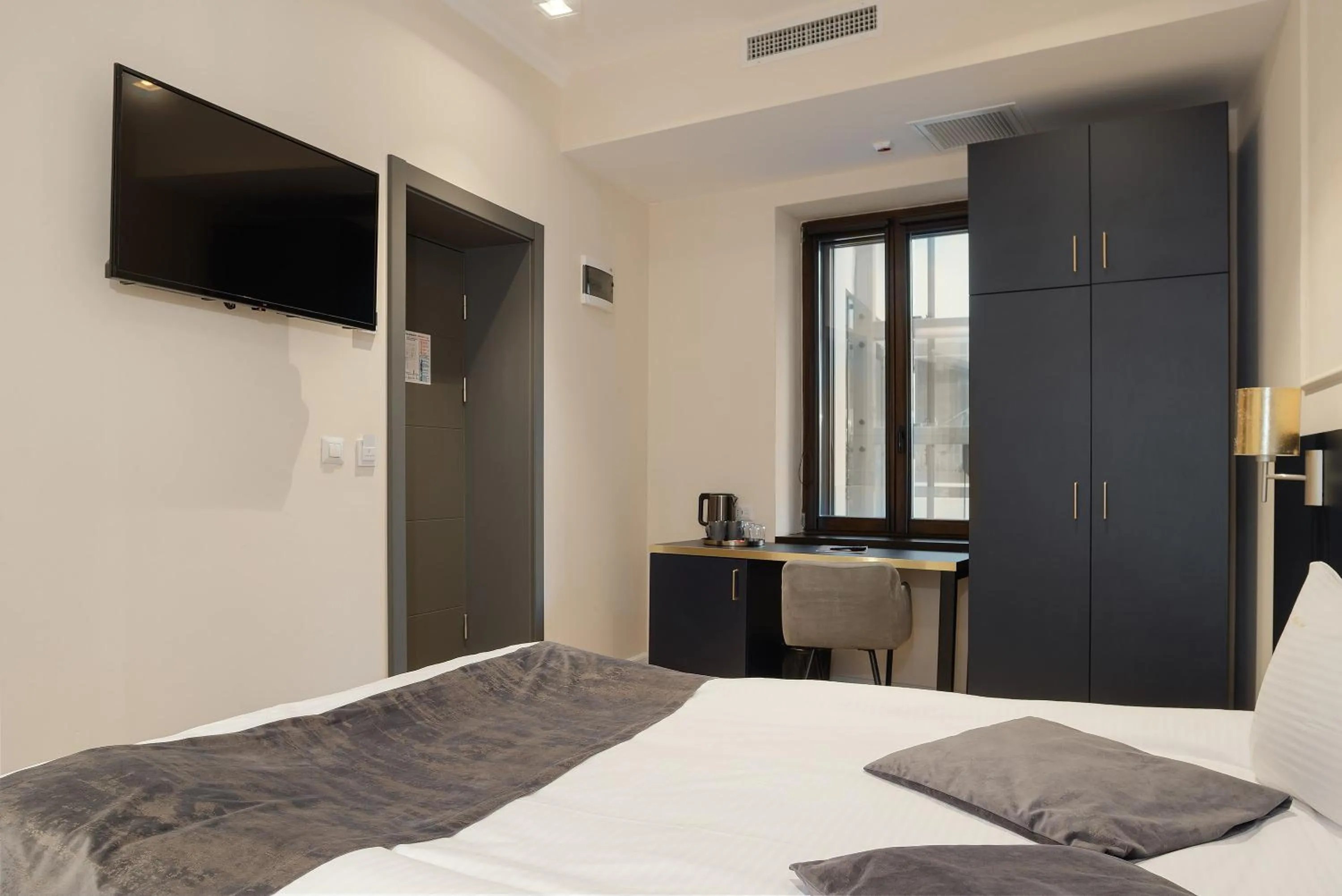 Photo of the whole room, Bed in Hotel Atria